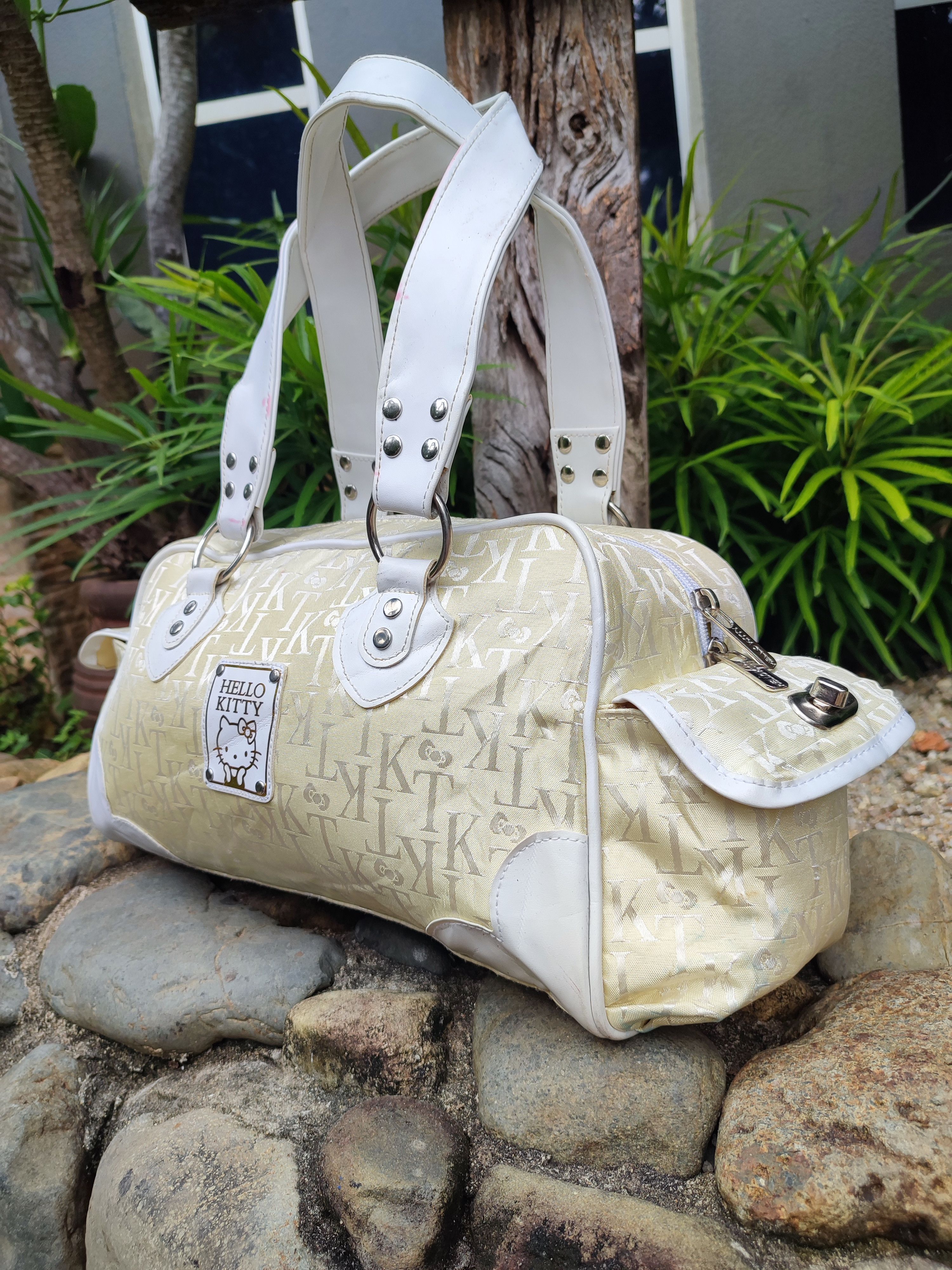Anime 🔥RARE🔥Vintage ©1976 Overprint Hello Kitty Handbag Size ONE SIZE - 2 Thumbnail