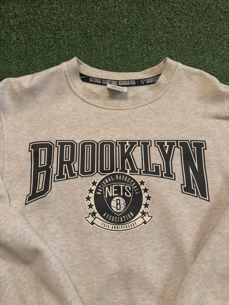 NBA × Nike Nike Brooklyn Nets Crewneck 75th anniversary Size US S / EU 44-46 / 1 - 2 Thumbnail