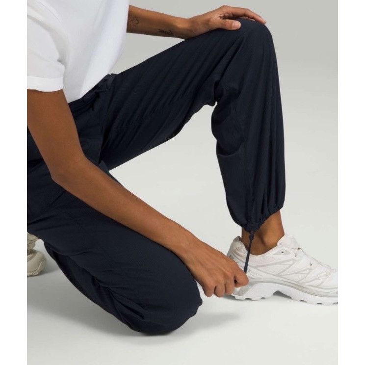 Lululemon 𝓛𝓾𝓵𝓾𝓵𝓮𝓶𝓸𝓷 Dance Studio Mid-Rise Pant *Full LengthTr Size 27" / US 4 / IT 40 - 11 Thumbnail