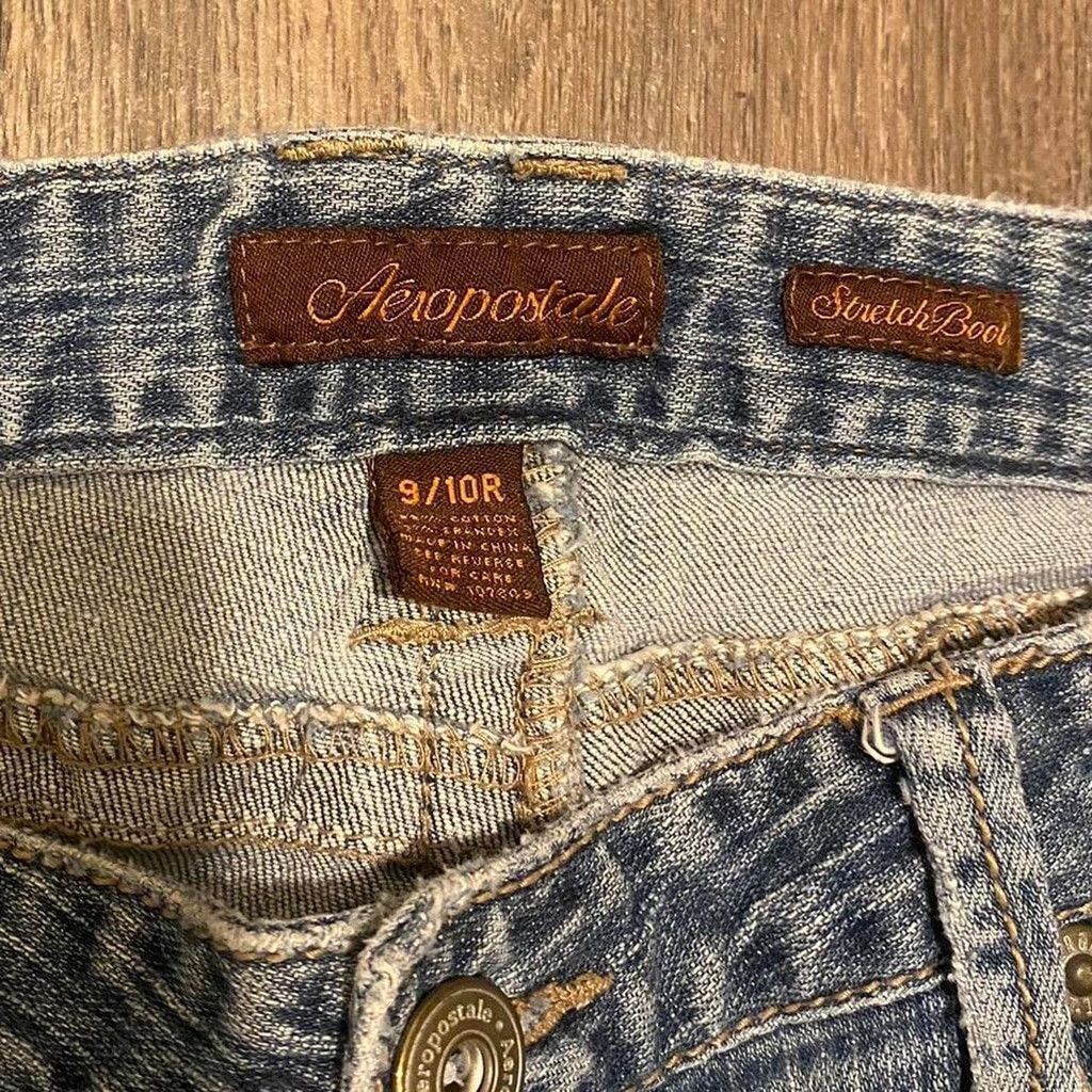Aeropostale Aeropostale vtg low rise boot cut jeans size 9/10R Size 30" / US 8 / IT 44 - 4 Thumbnail