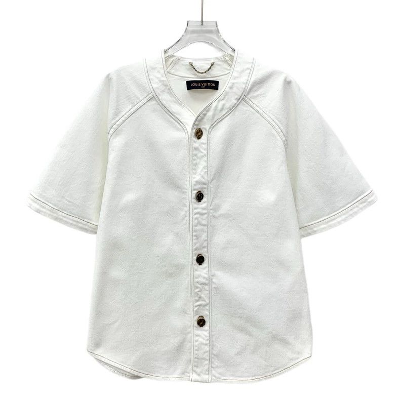 Louis Vuitton Louis Vuitton White logo embossed cotton single breasted s Size US L / EU 52-54 / 3 - 1 Thumbnail