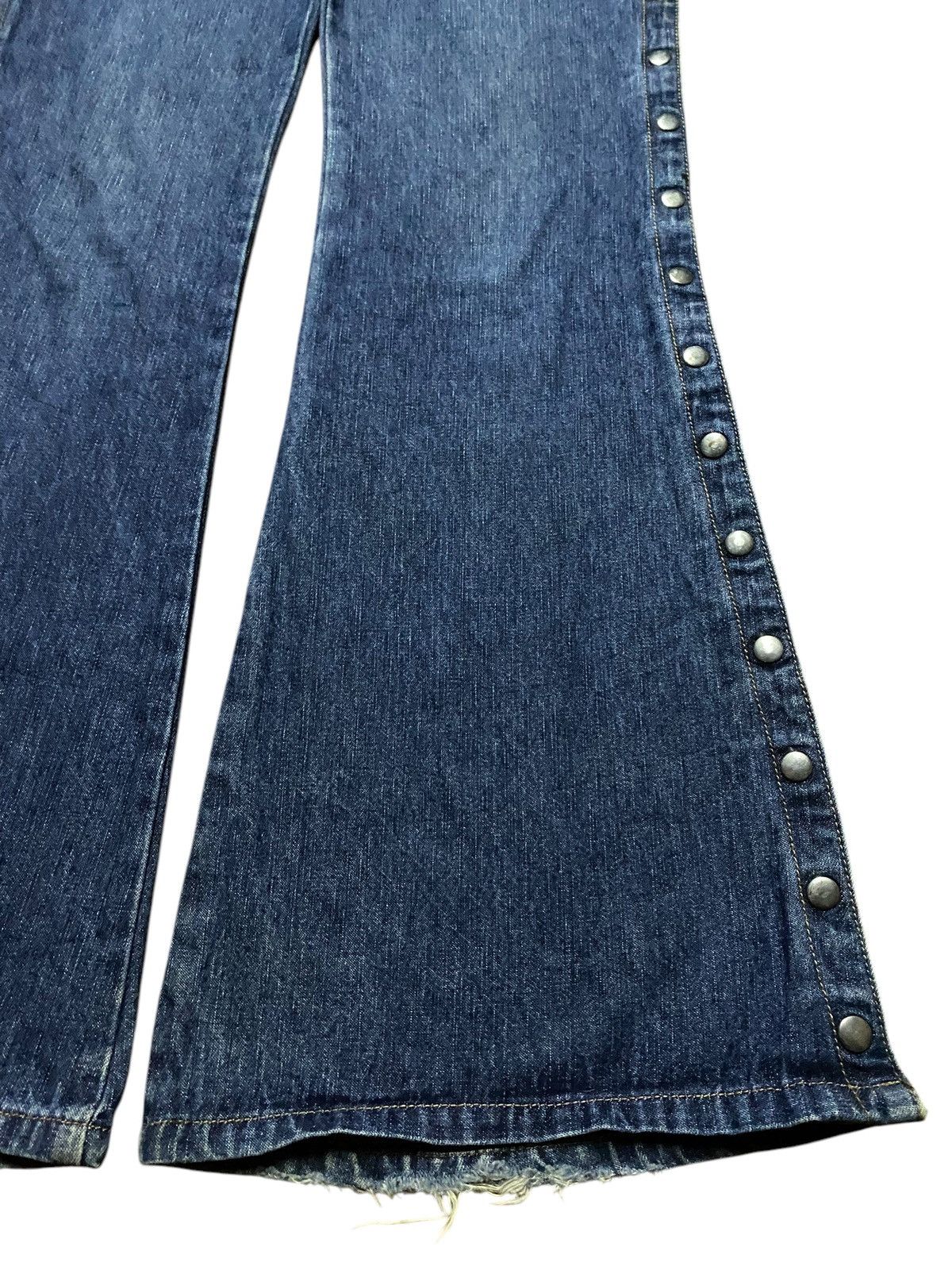 Japanese Brand Y2K Japanese Brand Back&Forth Botton Leg Super Flare Jeans Size US 28 / EU 44 - 8 Thumbnail