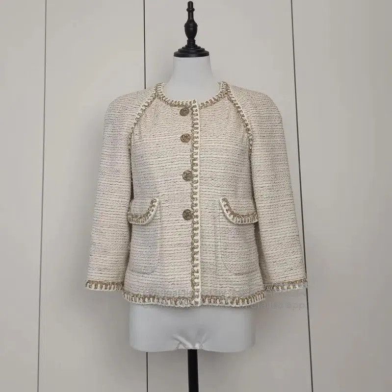 Chanel Chanel Beige Cotton Tweed Round Neck Jacket . Size S / US 4 / IT 40 - 1 Thumbnail
