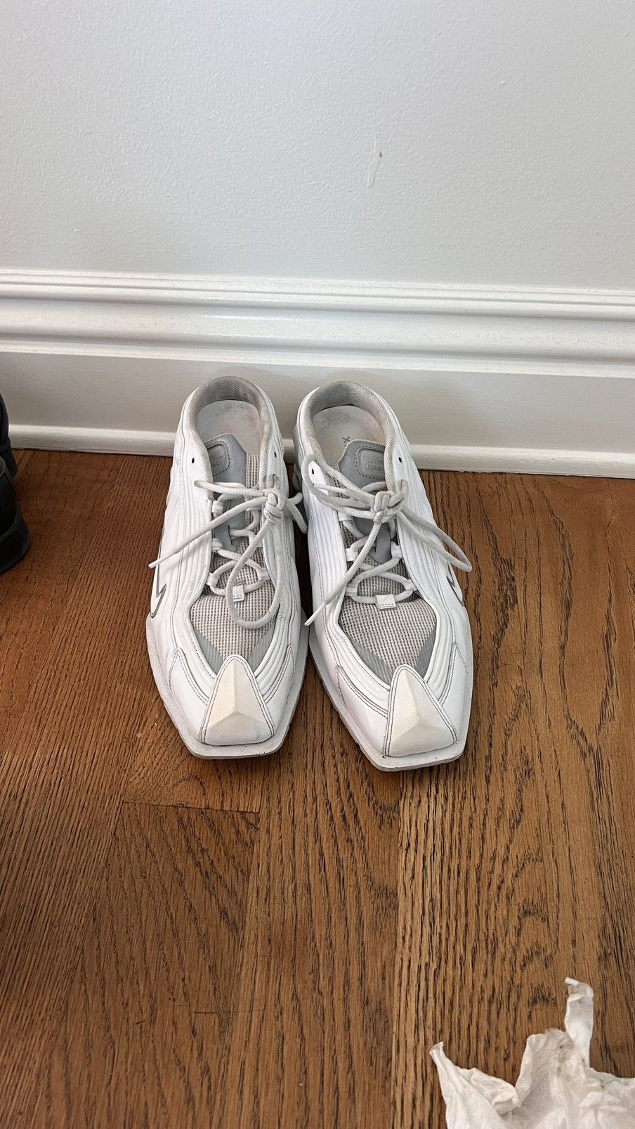 Martine Rose × Nike 2022 Nike Shox MR4 Mule Martine Rose White Size 42 Size US 9.5 / EU 42-43 - 9 Thumbnail