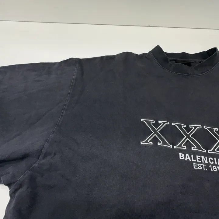 Balenciaga Balenciaga Balenciaga Long Sleeve Graphic TShirt for Men - Size US M / EU 48-50 / 2 - 2 Thumbnail