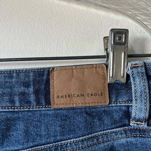 American Eagle Outfitters American Eagle Blue Mom Jeans Size 26" / US 2 / IT 38 - 3 Thumbnail