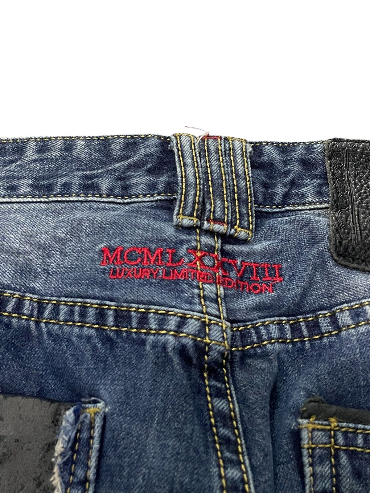 Hysteric Glamour × Philipp Plein Philip Plein Skull Embossed Crash Distressed Straight Jeans Size US 30 / EU 46 - 17 Thumbnail