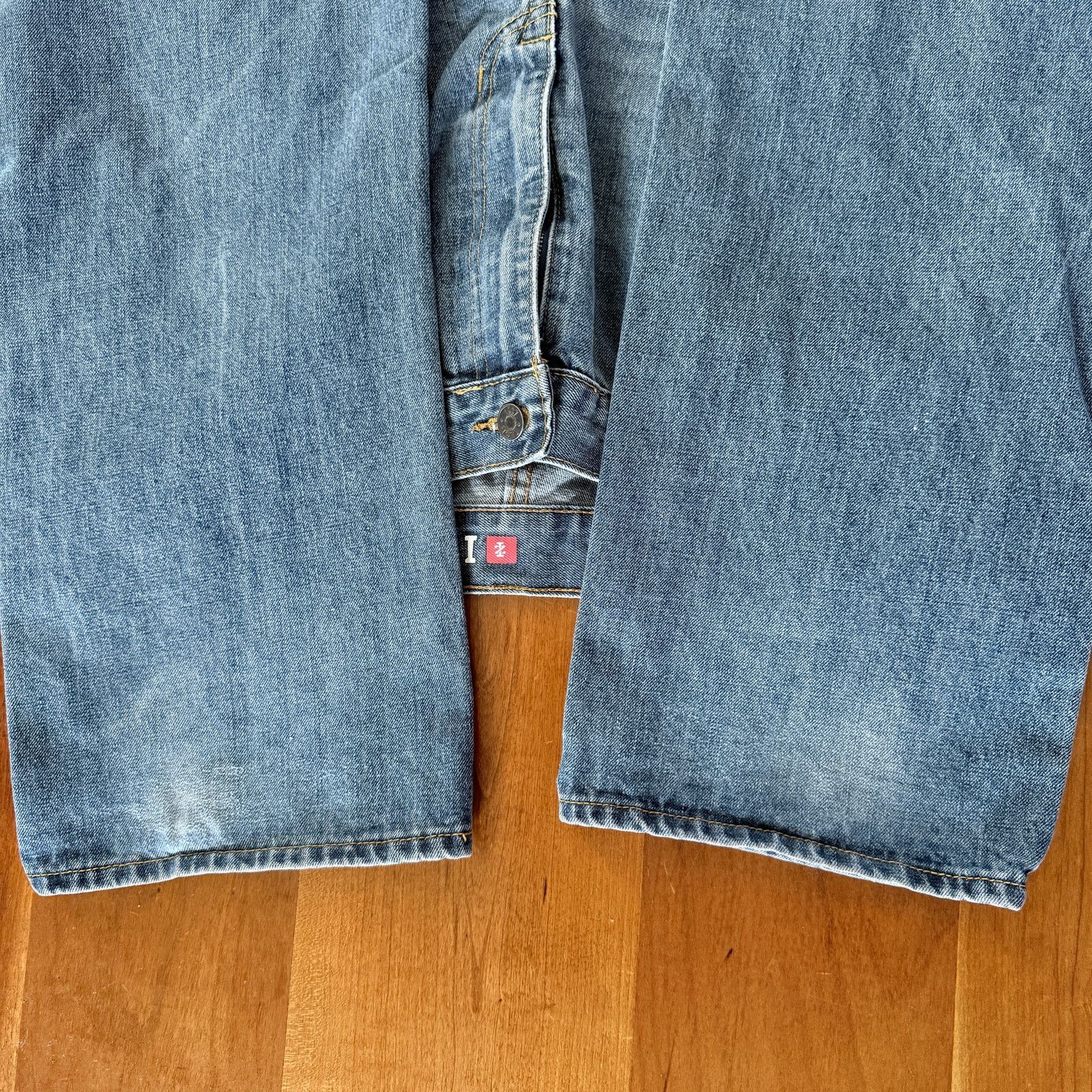 Izod IZOD Men's Regular Fit Blue Denim Jeans 36 x 32 Size US 36 / EU 52 - 3 Thumbnail