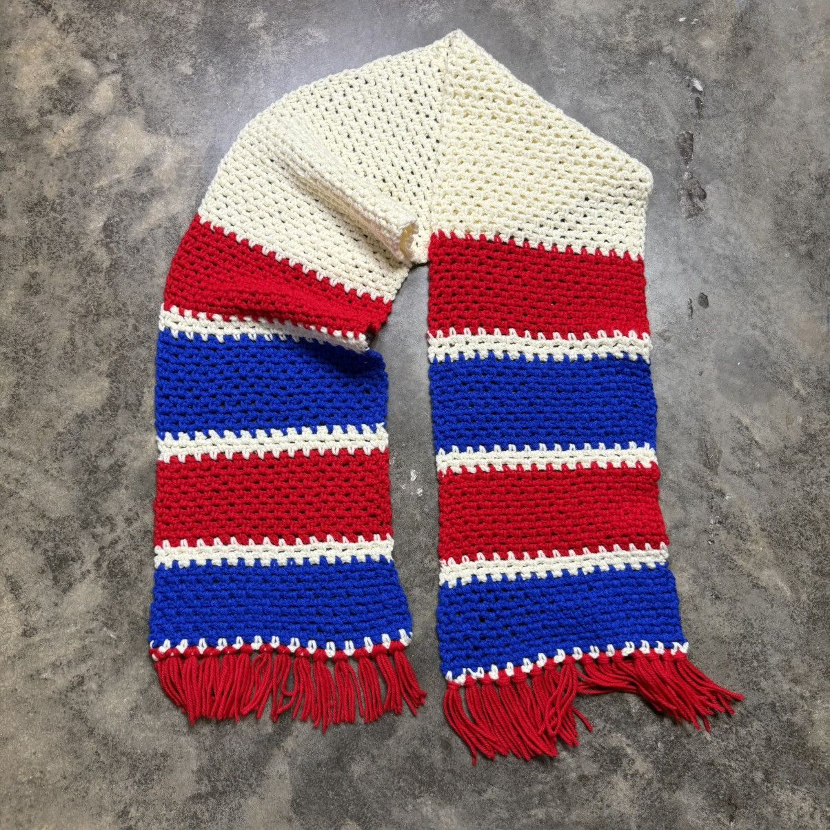 Vintage vintage red white and blue crochet knit head wrap scarve Size ONE SIZE - 2 Thumbnail