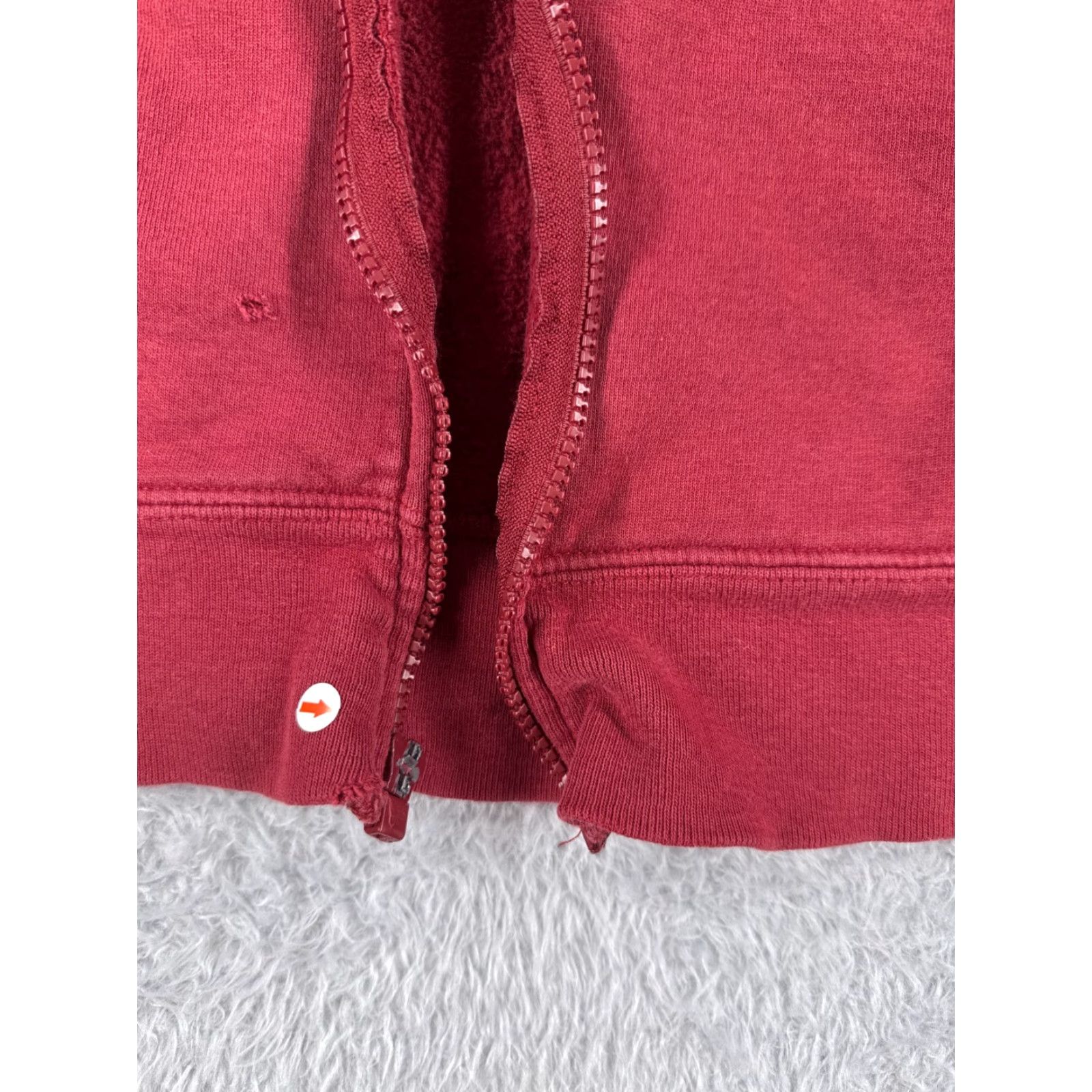 The North Face VINTAGE The North Face Jacket Men L Red Full Zip Windbreaker Jersey Fabric Read Me Size US L / EU 52-54 / 3 - 2 Thumbnail