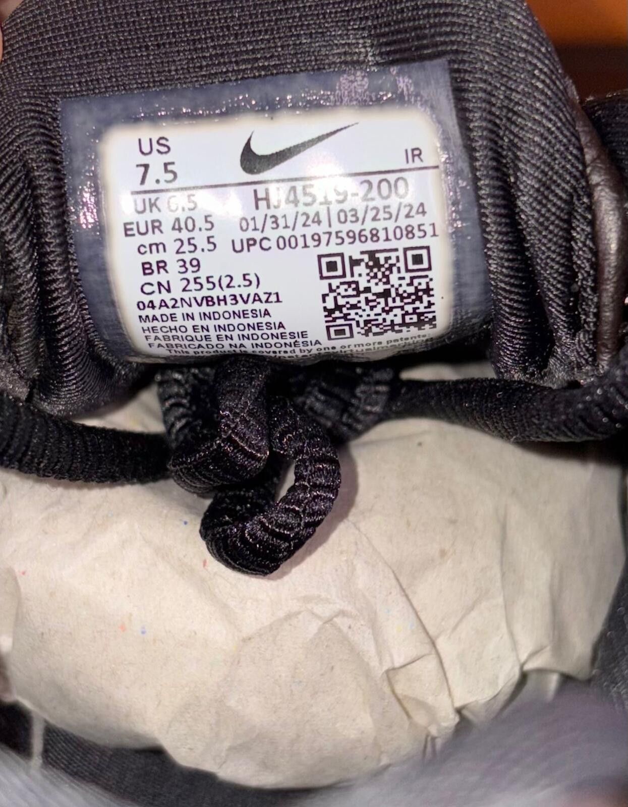 Nike Nike Air Max Plus Premium Leather ed. UK 6.5 Size US 7.5 / EU 40-41 - 2 Thumbnail