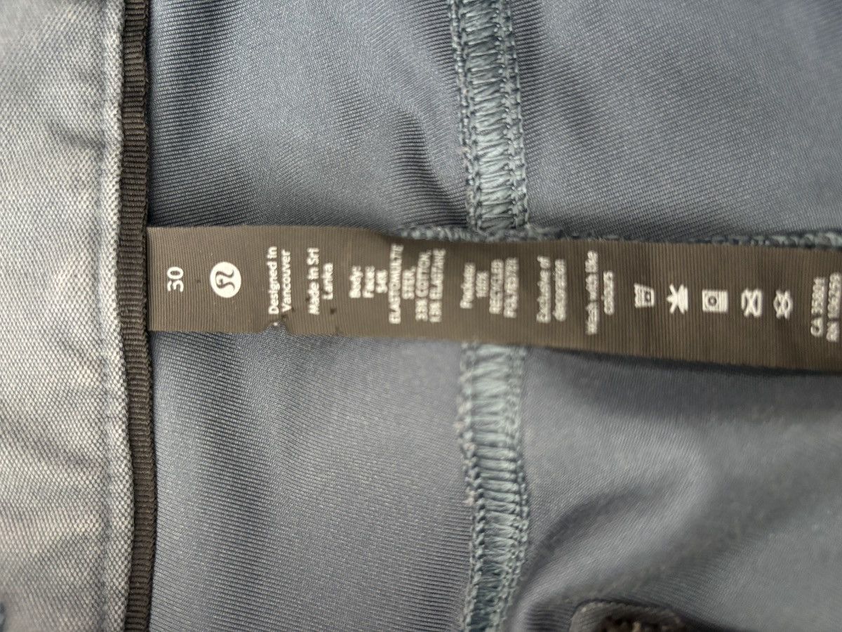 Lululemon 30 x 32 Lululemon ABC Pants Size US 30 / EU 46 - 2 Thumbnail