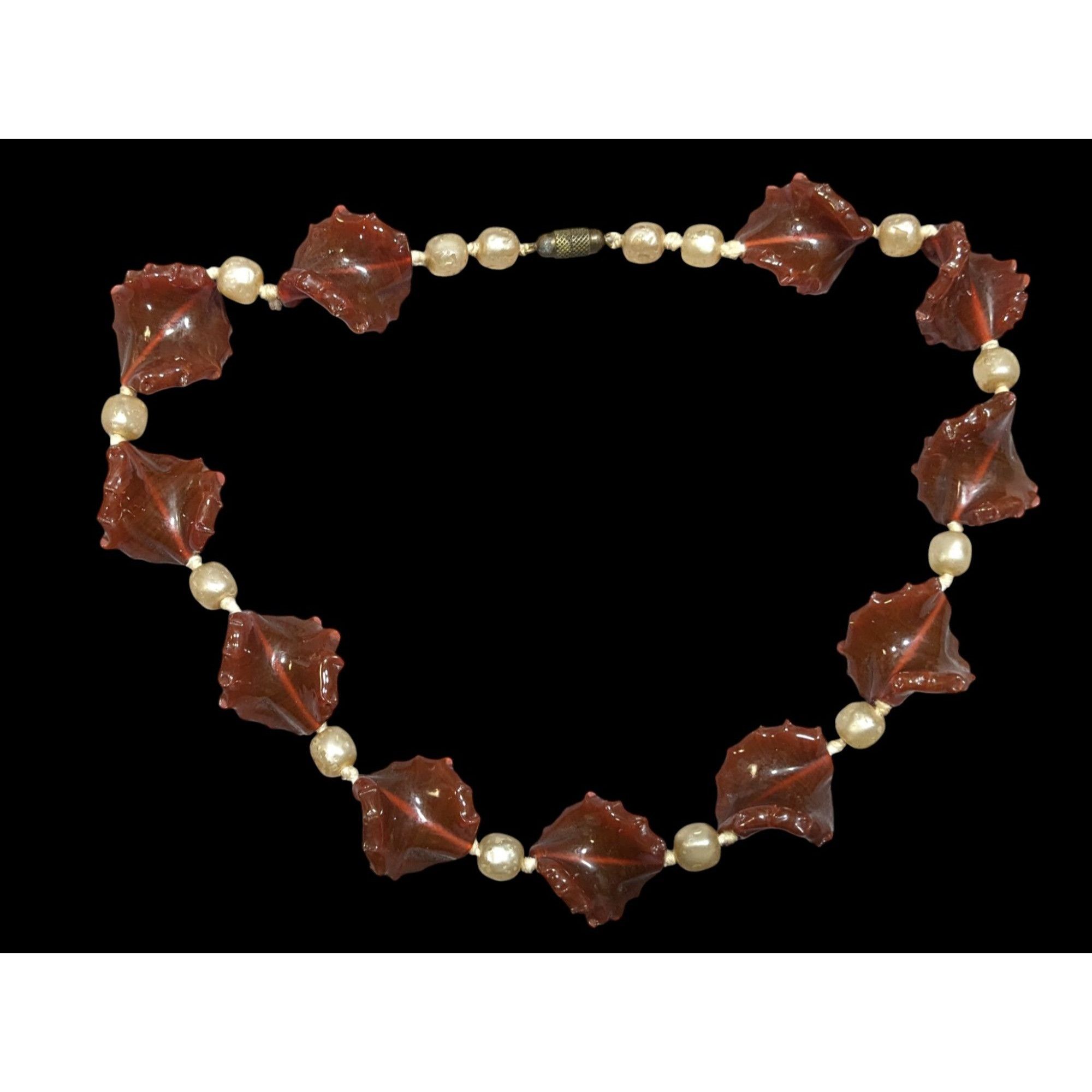Other Vintage Abstract Glass And Faux Pearl Necklace Size ONE SIZE - 1 Thumbnail