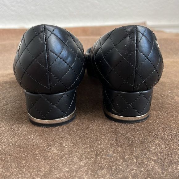 Chanel CHANEL Quilted Diamond Leather Interlocking CC Sliver Metal Size US 5.5 / IT 35.5 - 7 Thumbnail