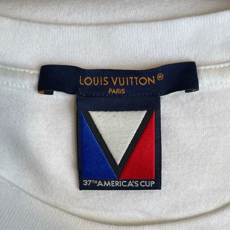 Louis Vuitton louis vuitton Logo embroidered white short sleeve Size US L / EU 52-54 / 3 - 5 Thumbnail