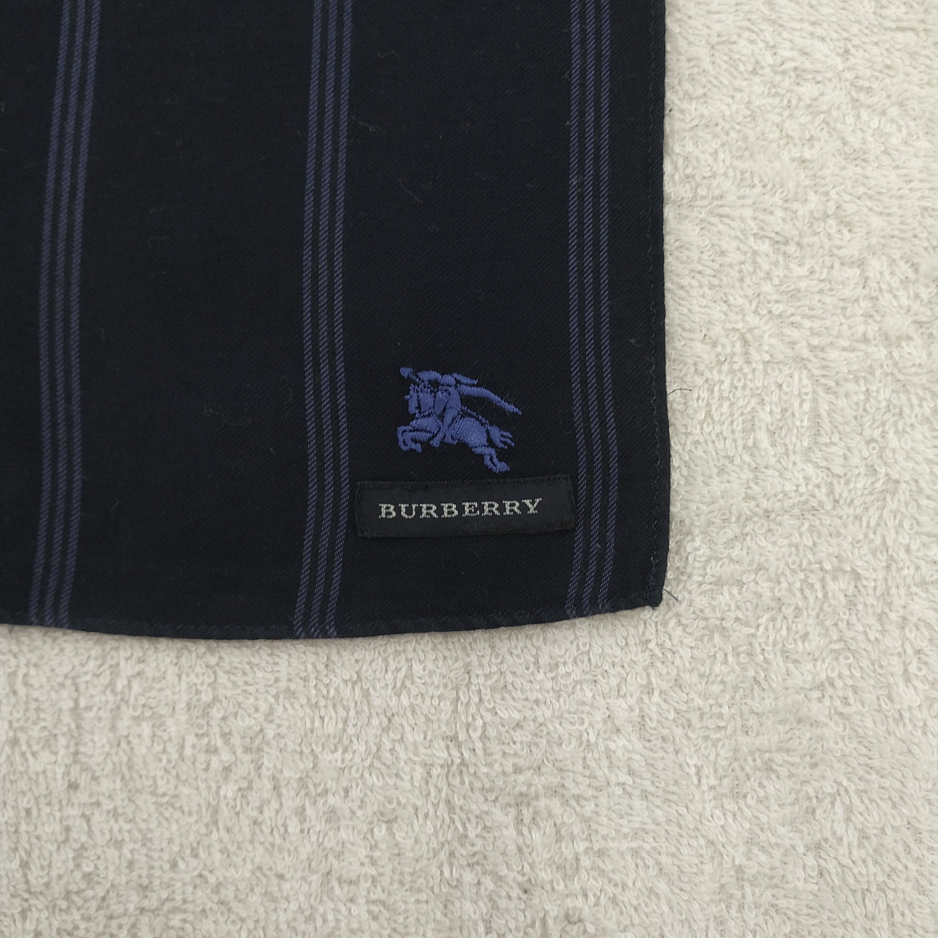 Burberry × Vintage Burberry Bandana / Handkerchief / Neckerchief - S009 Size ONE SIZE - 3 Thumbnail