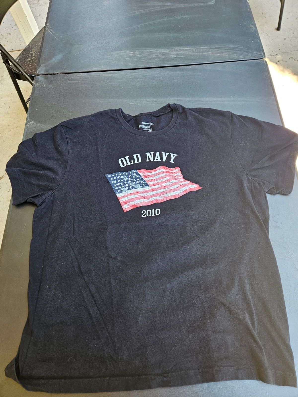 Old Navy Old Navy Y2K 2010 American Flag Tee Size US XL / EU 56 / 4 - 1 Thumbnail