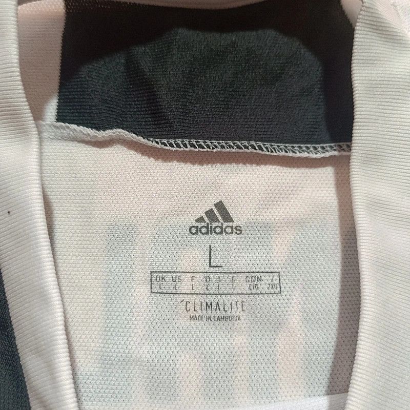 Adidas Juventus Ronaldo CR7 Jersey 2018-2019 Home Shirt Adidas L Size US L / EU 52-54 / 3 - 15 Thumbnail