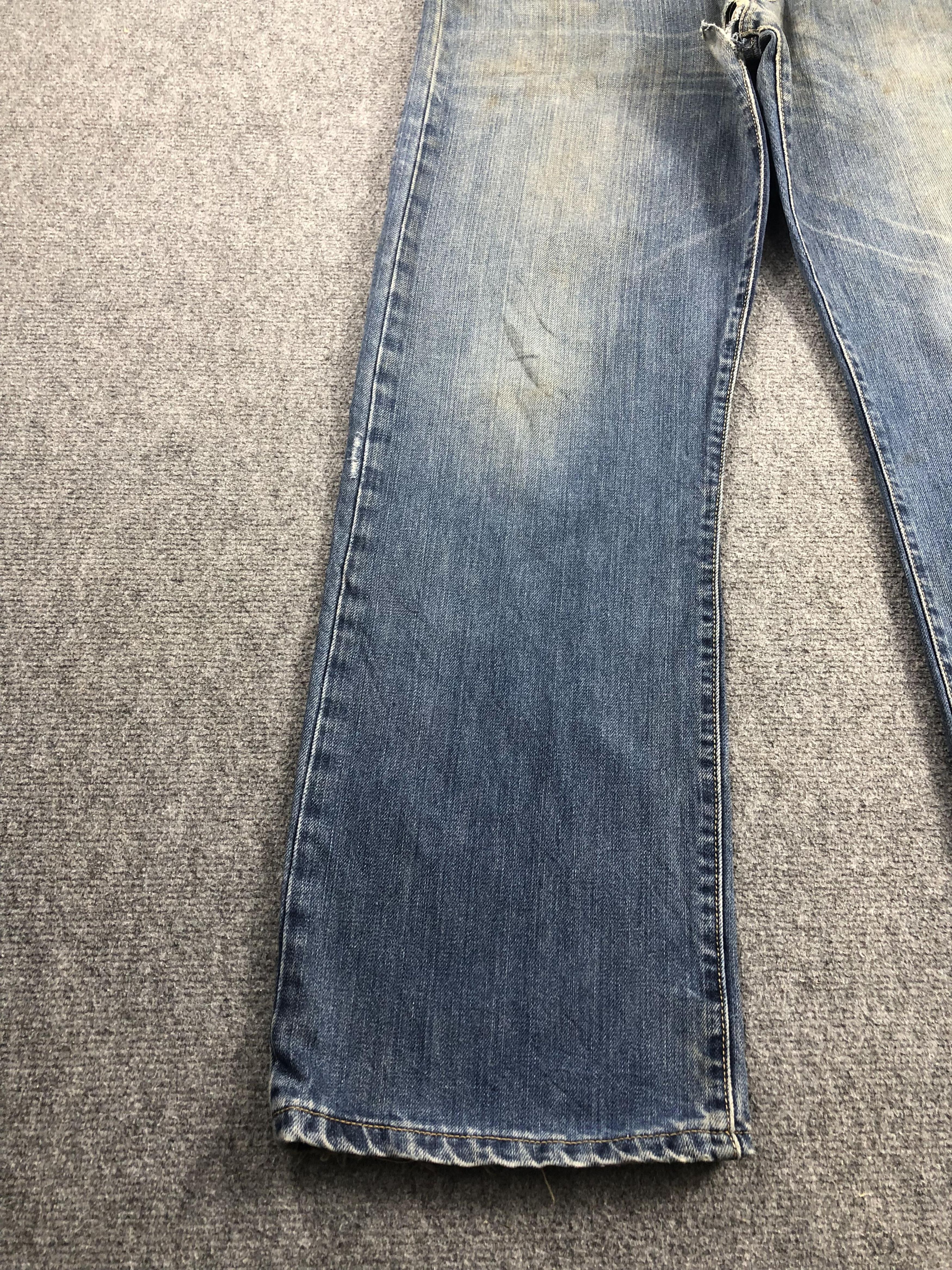 Vintage 90s Levis 501 Faded Blue Jeans DP2221