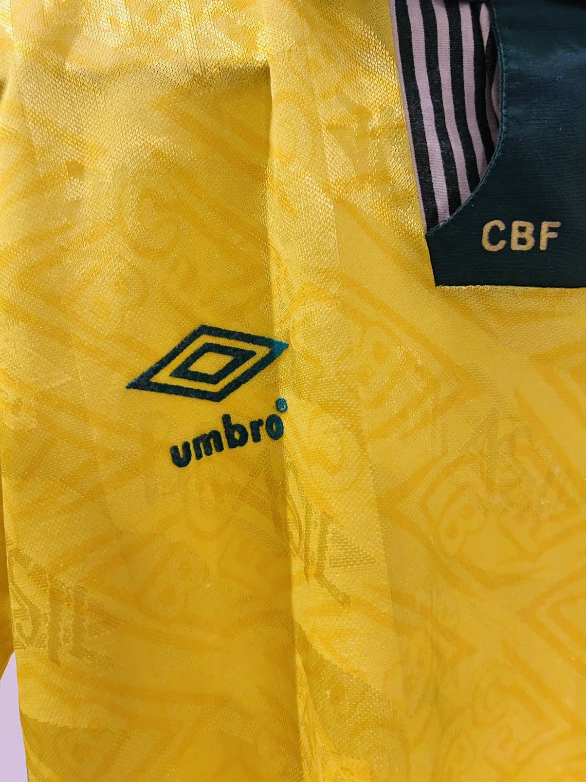 Umbro Brazil 1992 home jersey Size US S / EU 44-46 / 1 - 6 Thumbnail
