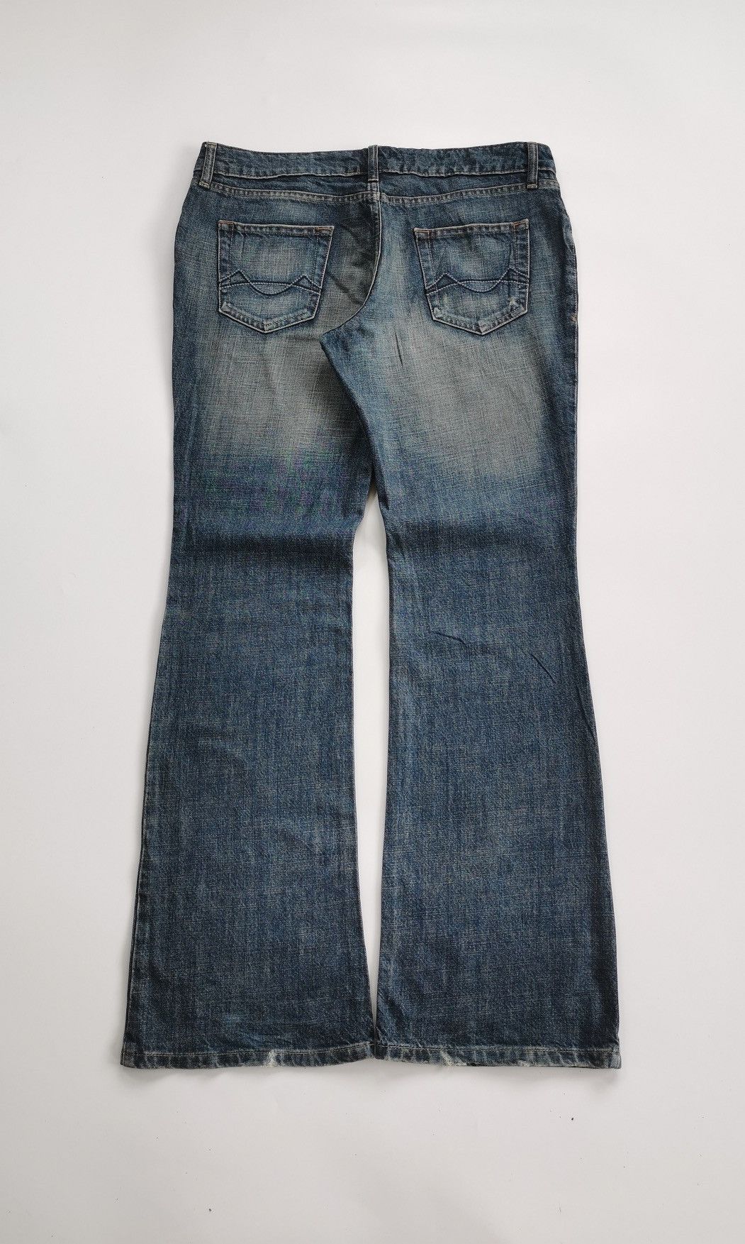 Mossimo Mossimo Bootcut Distressed Jeans ERD Grunge Size 34" / US 12 / IT 48 - 4 Thumbnail