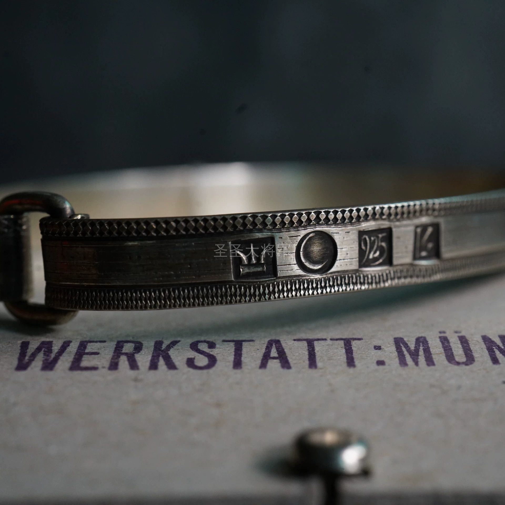 Werkstatt Munchen Werkstatt Munchen Flat Hammered S & L Logo Bracelet Size ONE SIZE - 3 Thumbnail