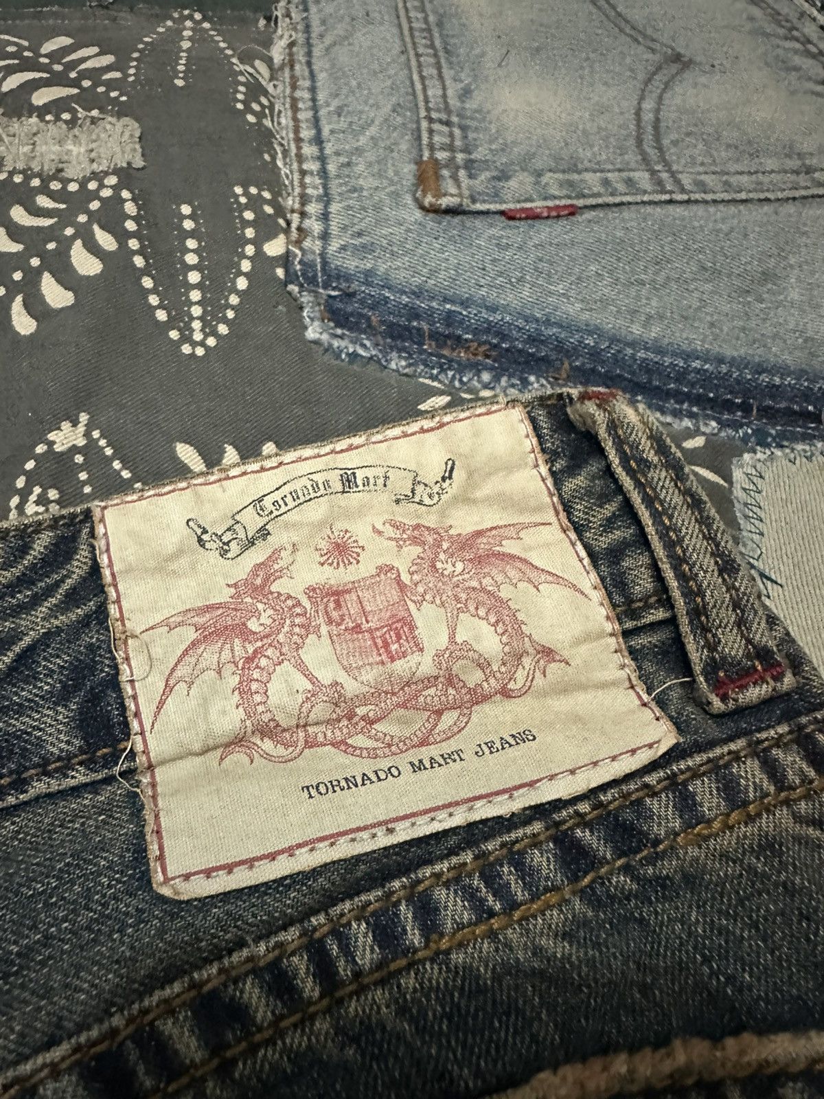 Tornado Mart Tornado Mart Distressed Denim Flared Frayed Jeans Size US 33 - 11 Thumbnail