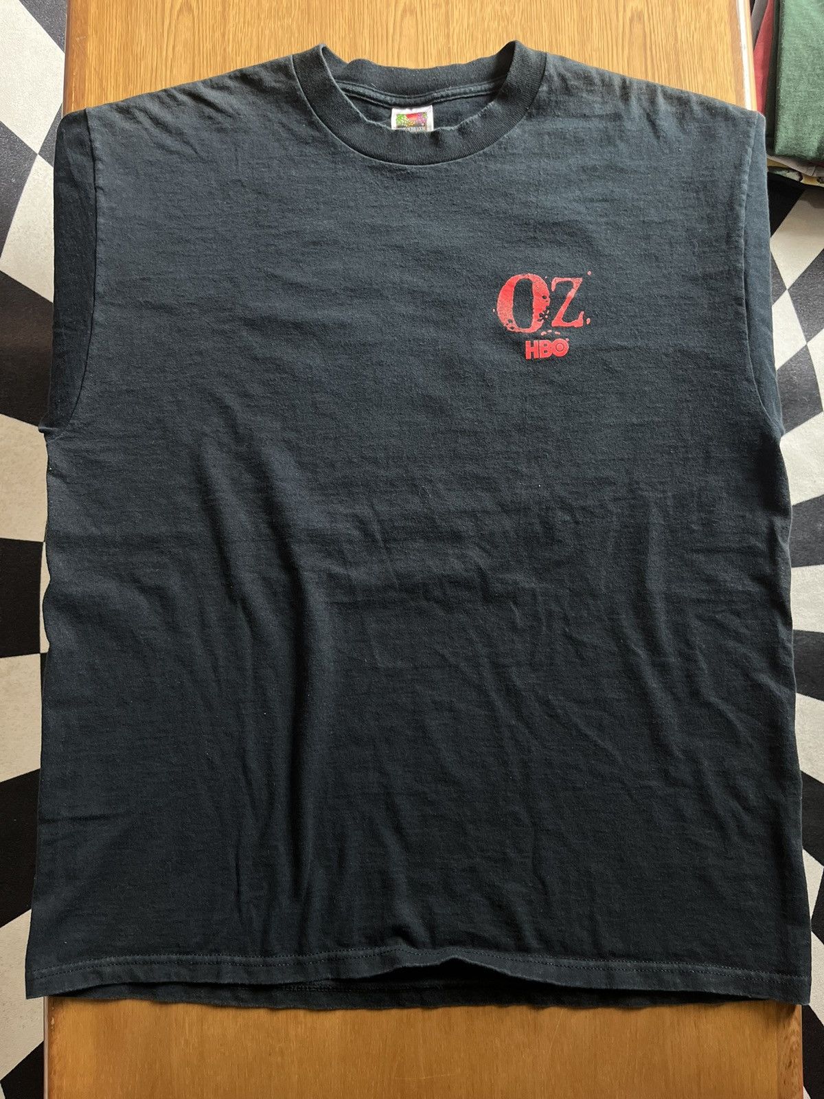 Vintage Vintage OZ Watch Your Back HBO Tv 1998’-2003’s Tshirt Size US XL / EU 56 / 4 - 4 Thumbnail