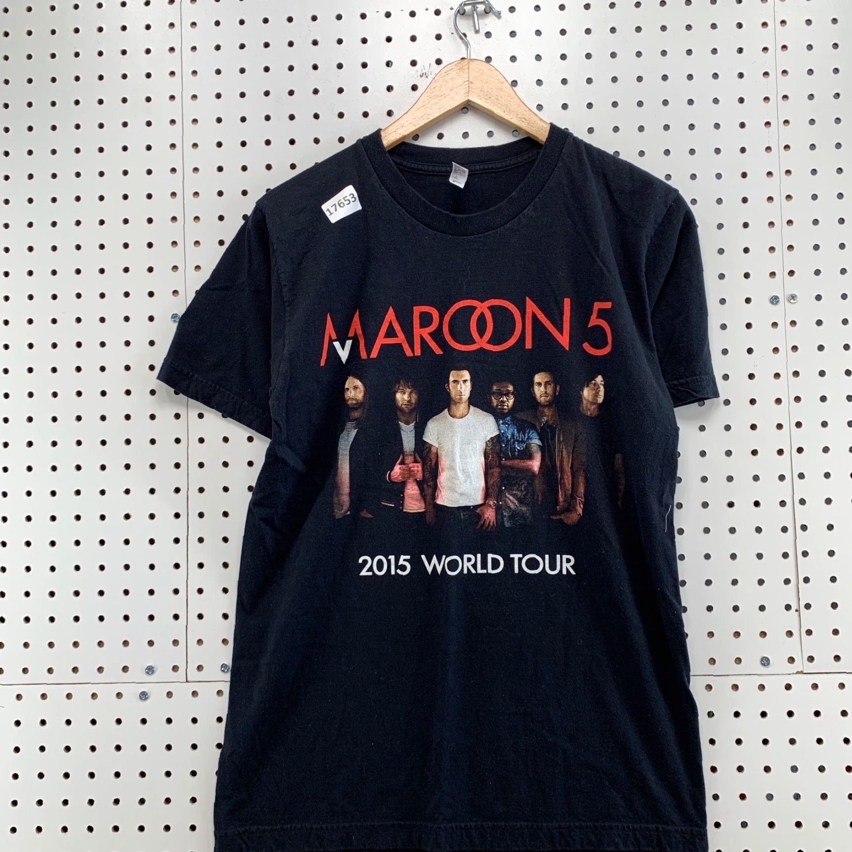 American Apparel VINTAGE Maroon 5 2015 World Tour Shirt Black Adult M 19X28 Short Sleeve Band TEE Music Mens Size US M / EU 48-50 / 2 - 6 Thumbnail