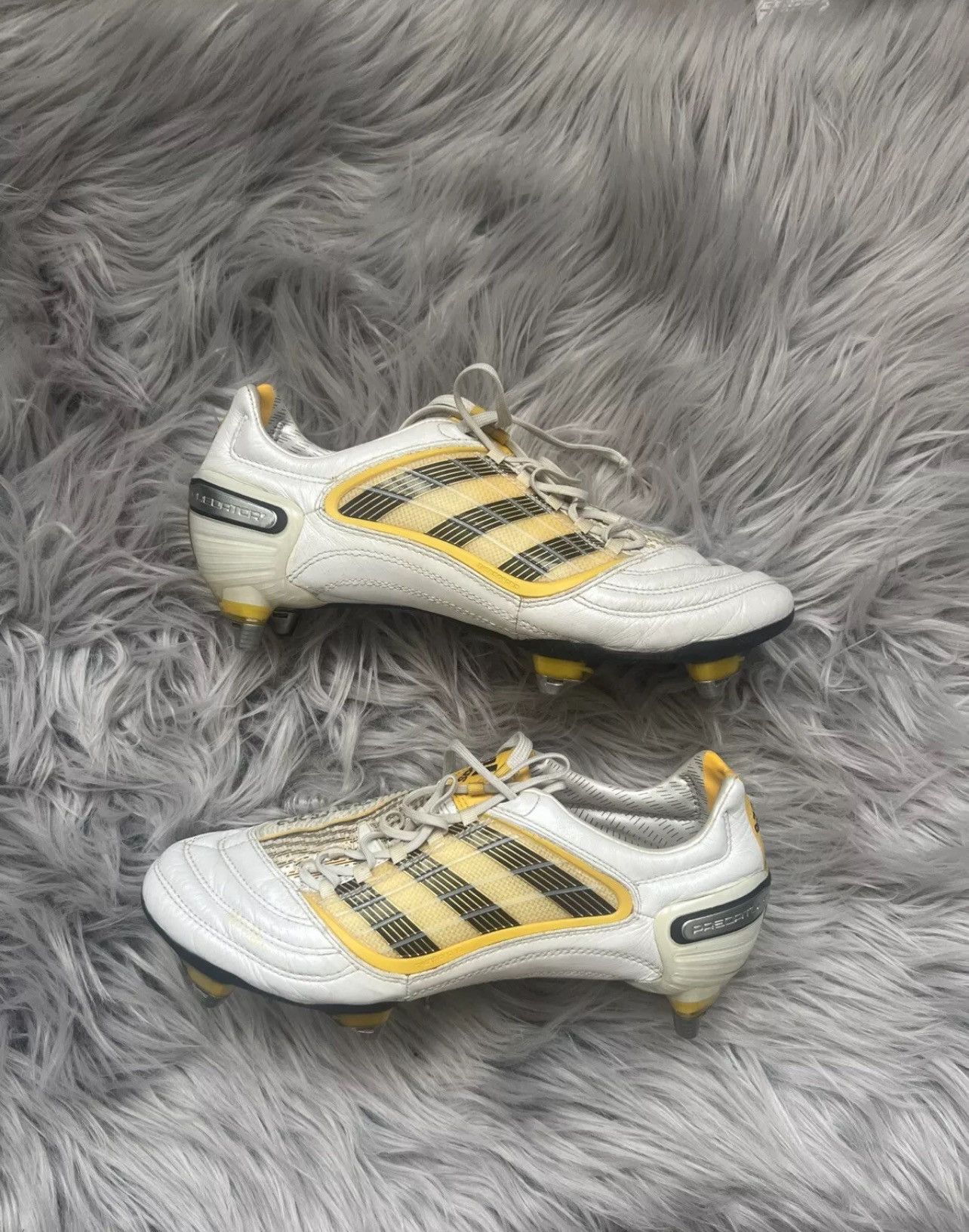Adidas Adias Predator trx fg vintage football boots 2010 rare Size US 8 / EU 41 - 3 Thumbnail