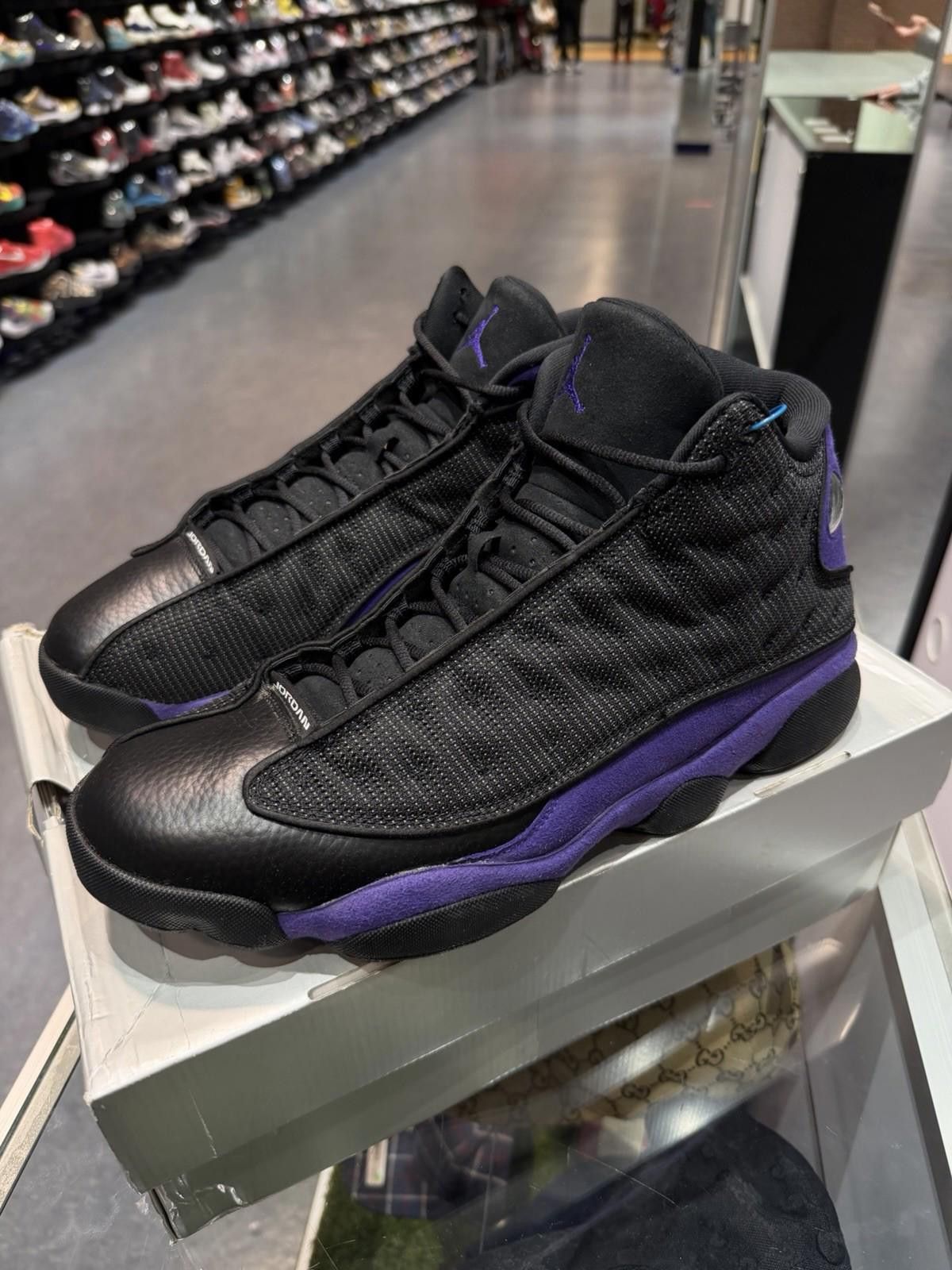 Jordan Brand Jordan Retro 13 Sneakers Black and Purple Size 13 Size US 13 / EU 46 - 7 Thumbnail