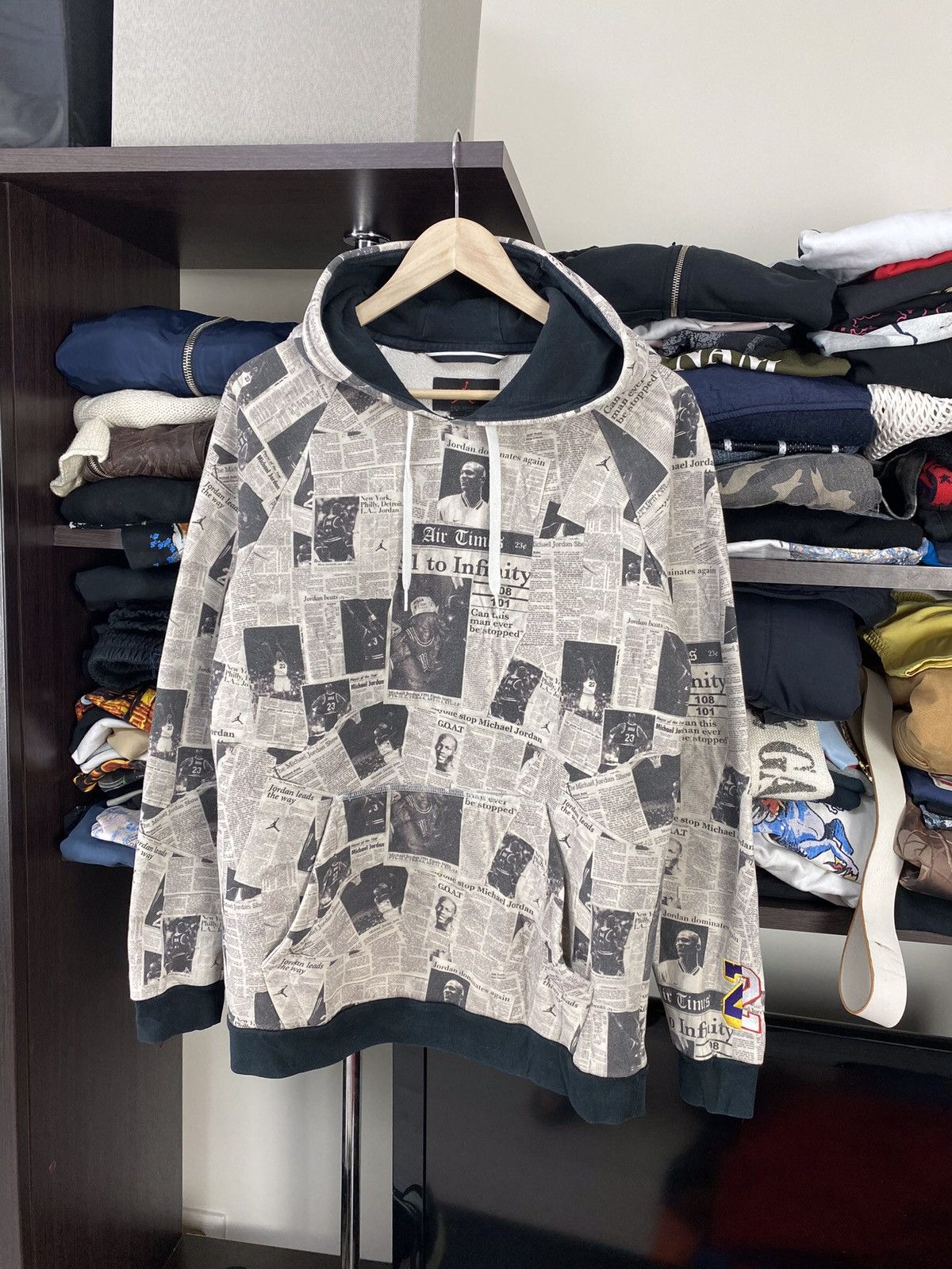 Nike × Vintage Vintage Nike Jordan Full Printed Hoodie Size US S / EU 44-46 / 1 - 1 Thumbnail