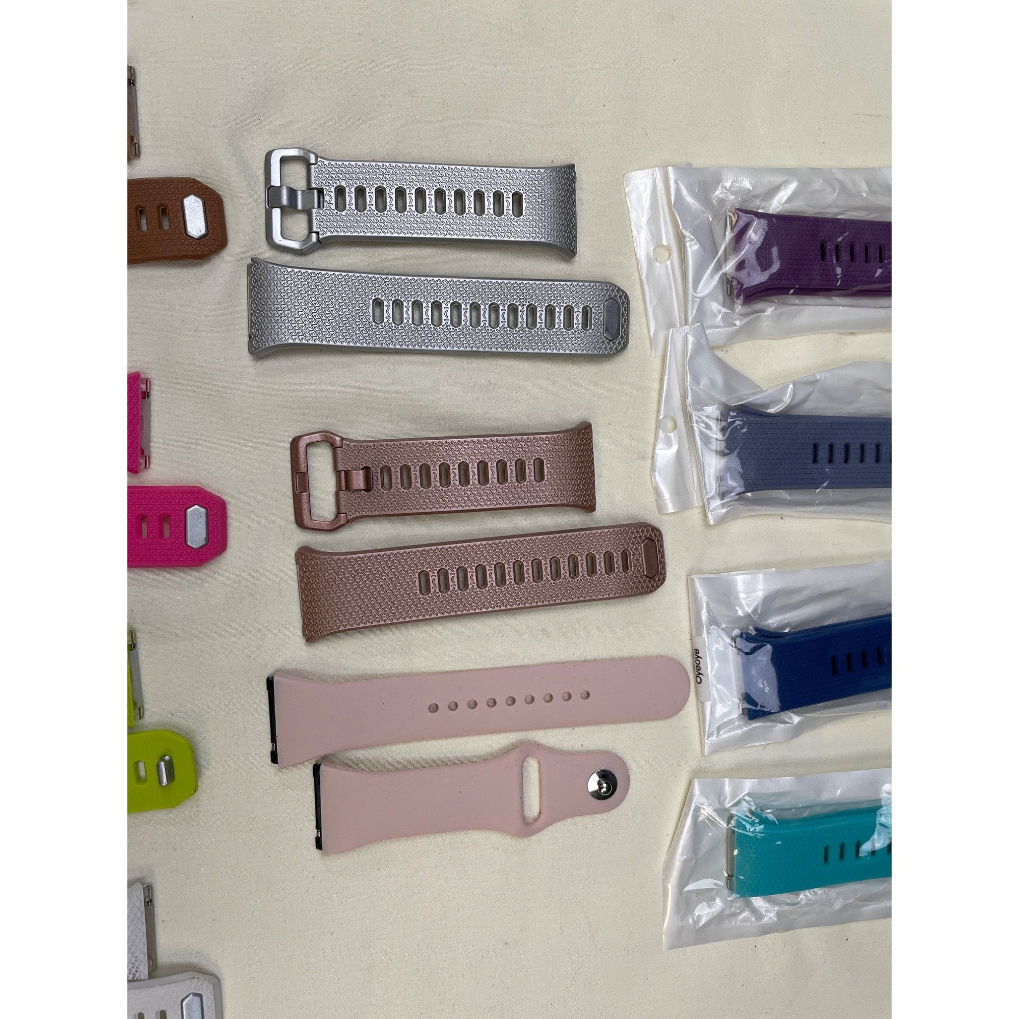 Other Fit Bit Women's Multicolor Wrist Bands Set of 11 SKU 6196 Size ONE SIZE - 3 Thumbnail