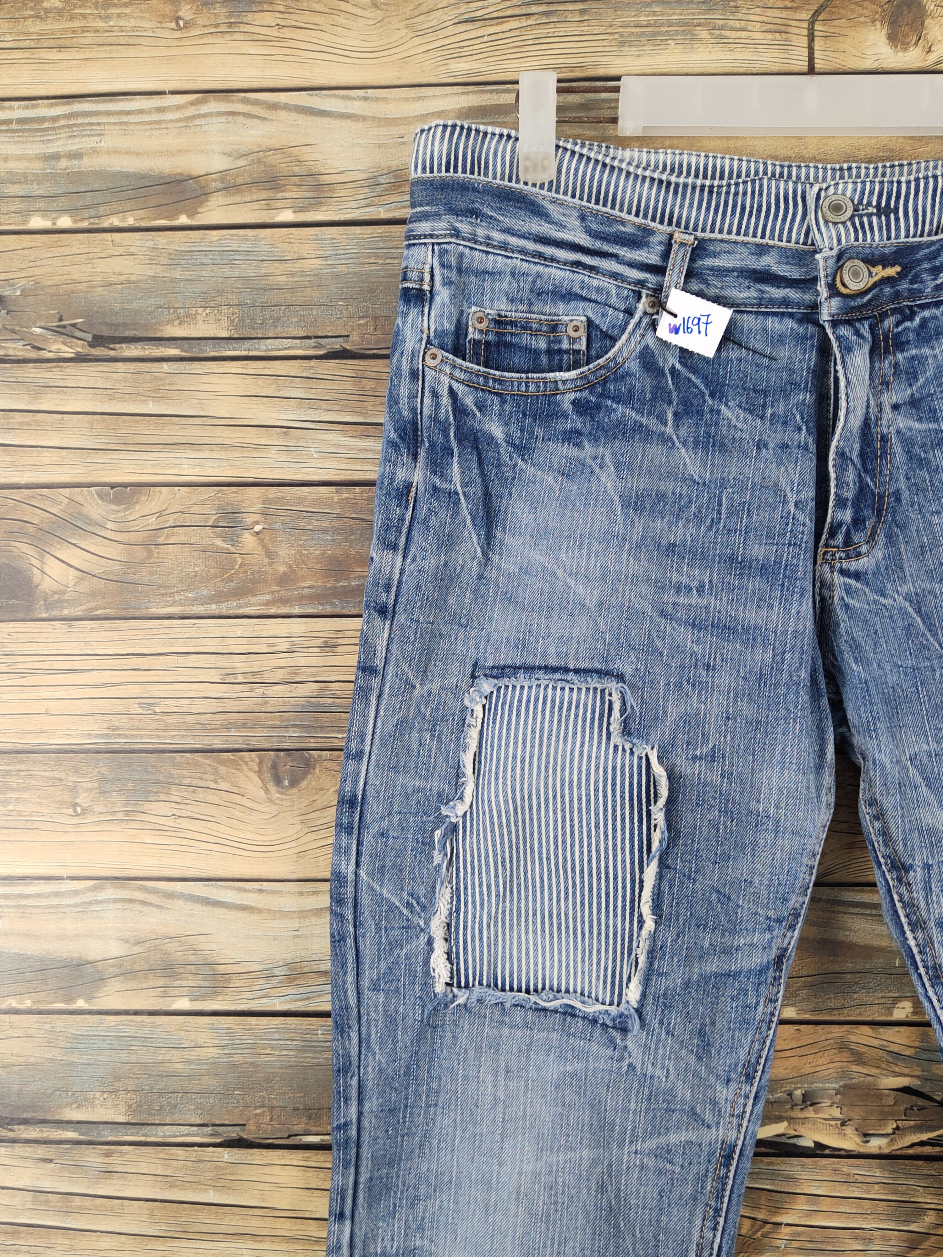 Japanese Brand Japanese Brand Dark Blue Distressed Ripped Jeans #W1697 Size US 34 / EU 50 - 3 Thumbnail