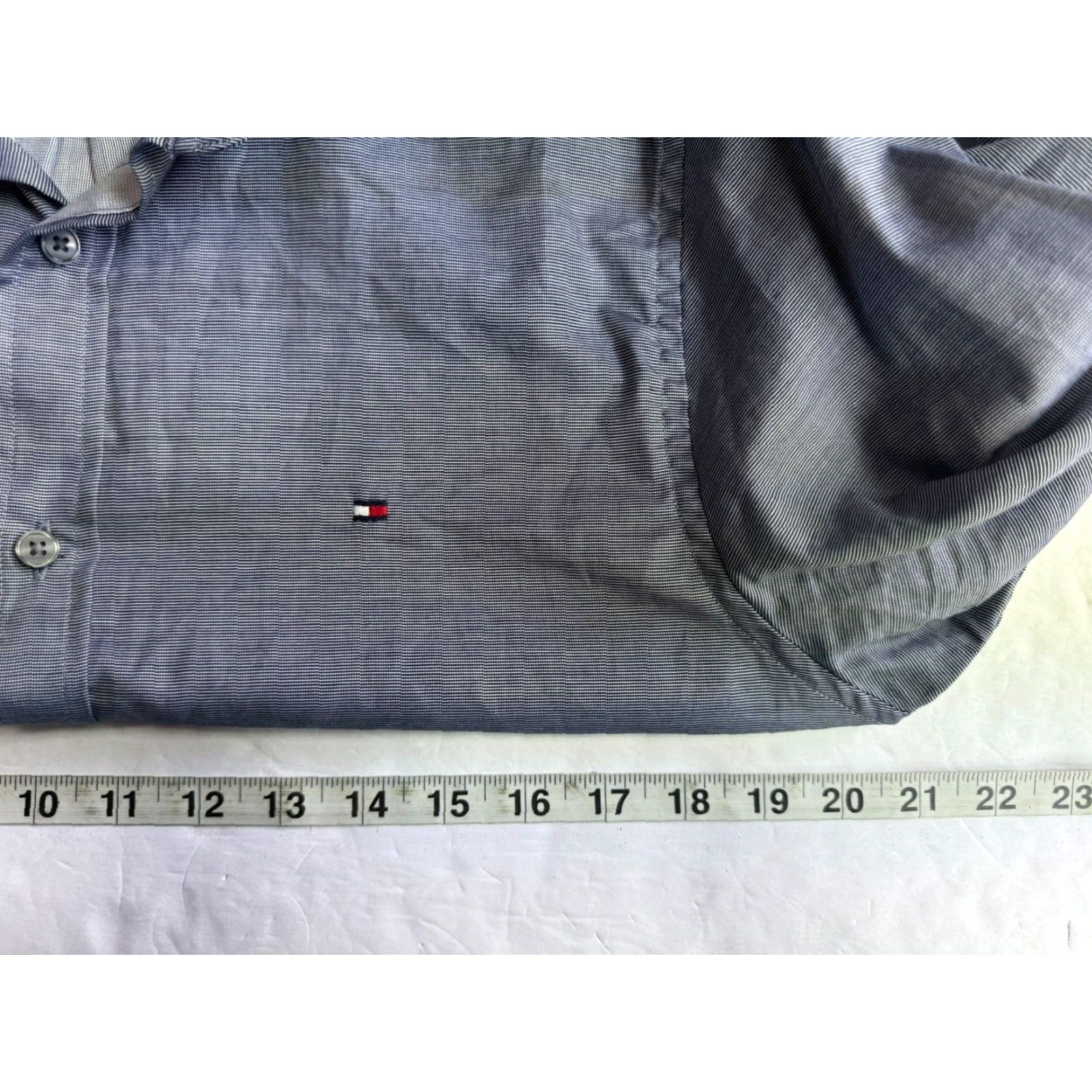 Tommy Hilfiger Tommy Hilfiger Dress Shirt Long Sleeve Button Up Gray Mens S M Regular Cotton Blend Size US M / EU 48-50 / 2 - 5 Thumbnail