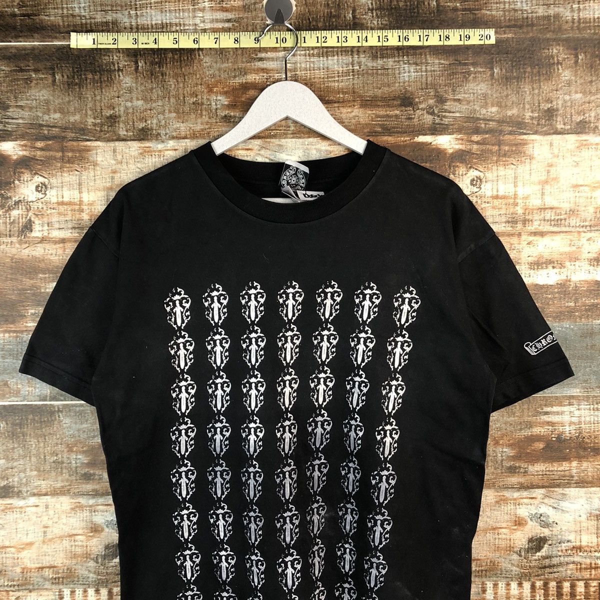 Vintage Cross vintage faded Black T-Shirt #2597 Size US L / EU 52-54 / 3 - 2 Thumbnail