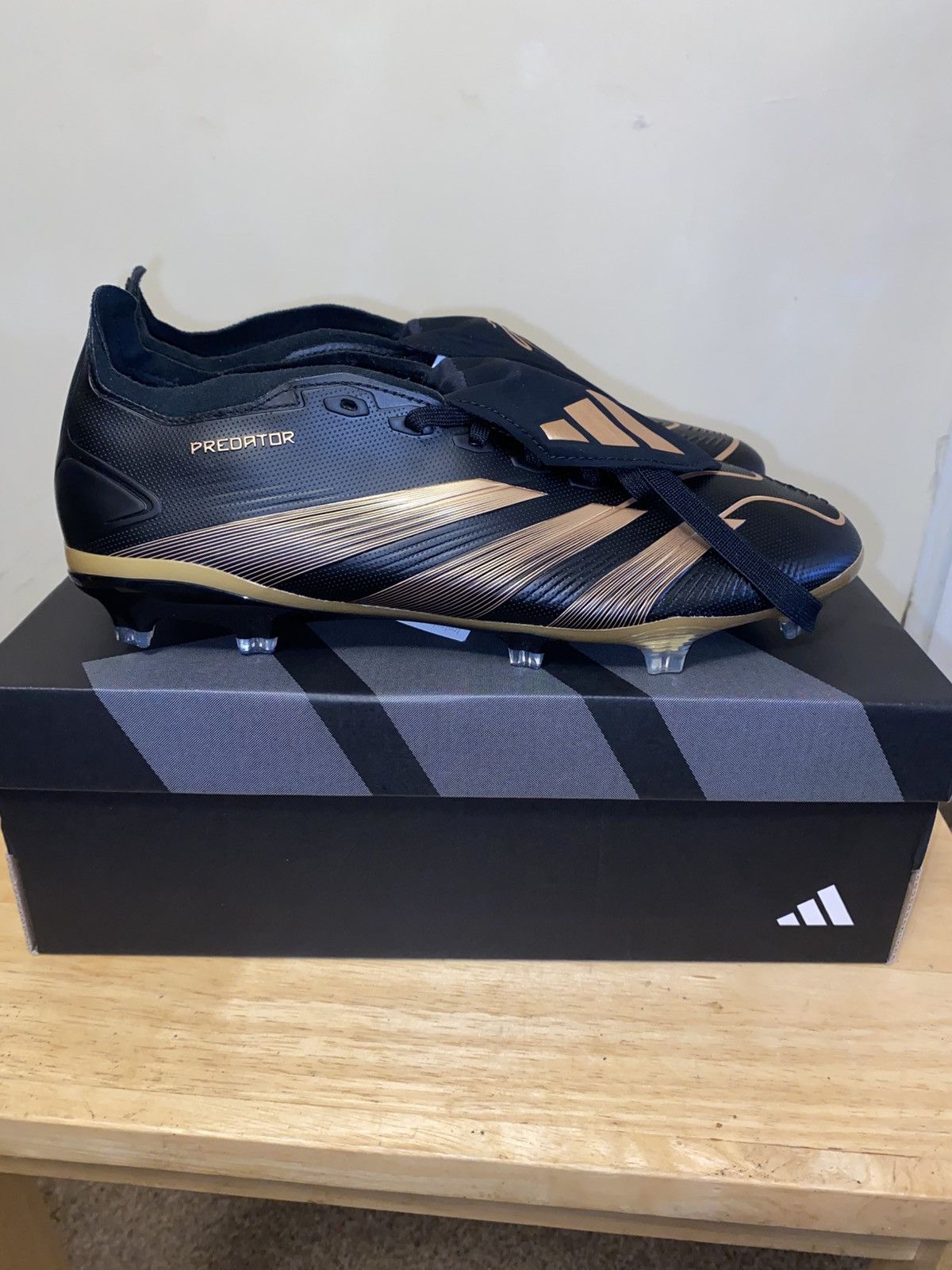 Adidas Adidas Predator 24 League FG Jude Bellingham Belli Gold Size US 8.5 / EU 41-42 - 1 Thumbnail