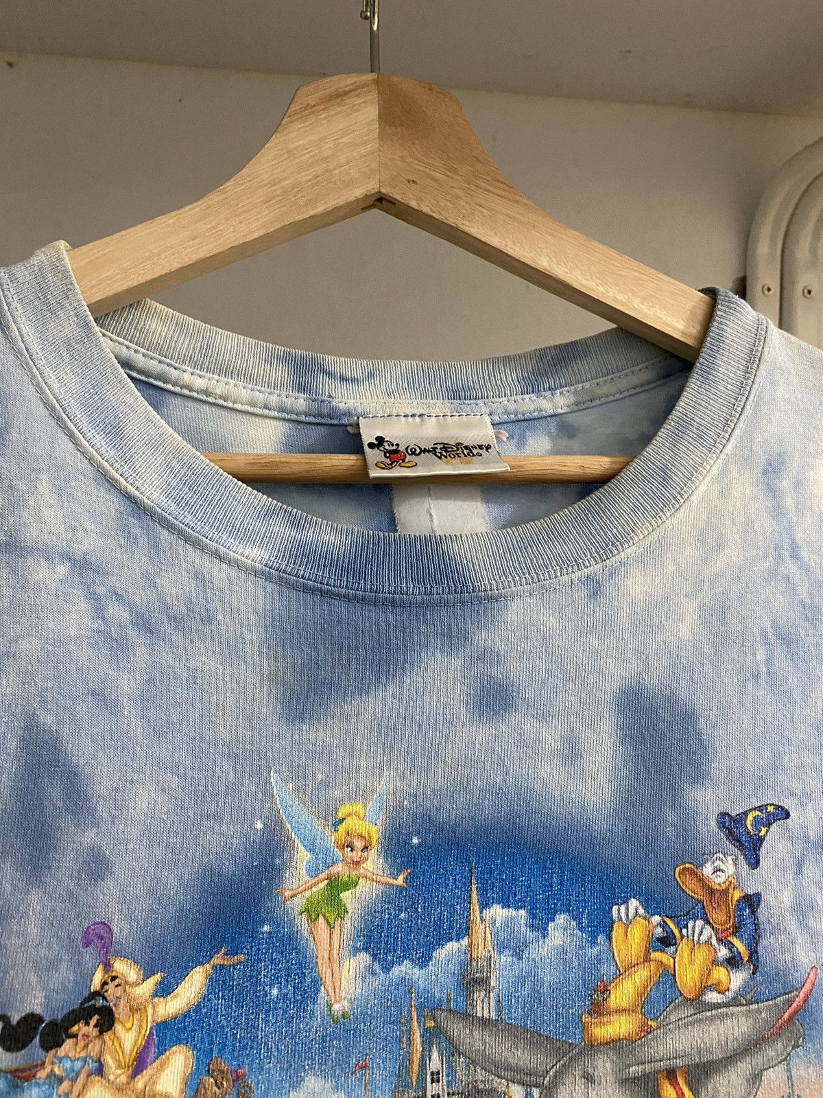 Disney × Vintage Magic Kingdom All Disney Characters Back 2 Back Size US XL / EU 56 / 4 - 6 Thumbnail