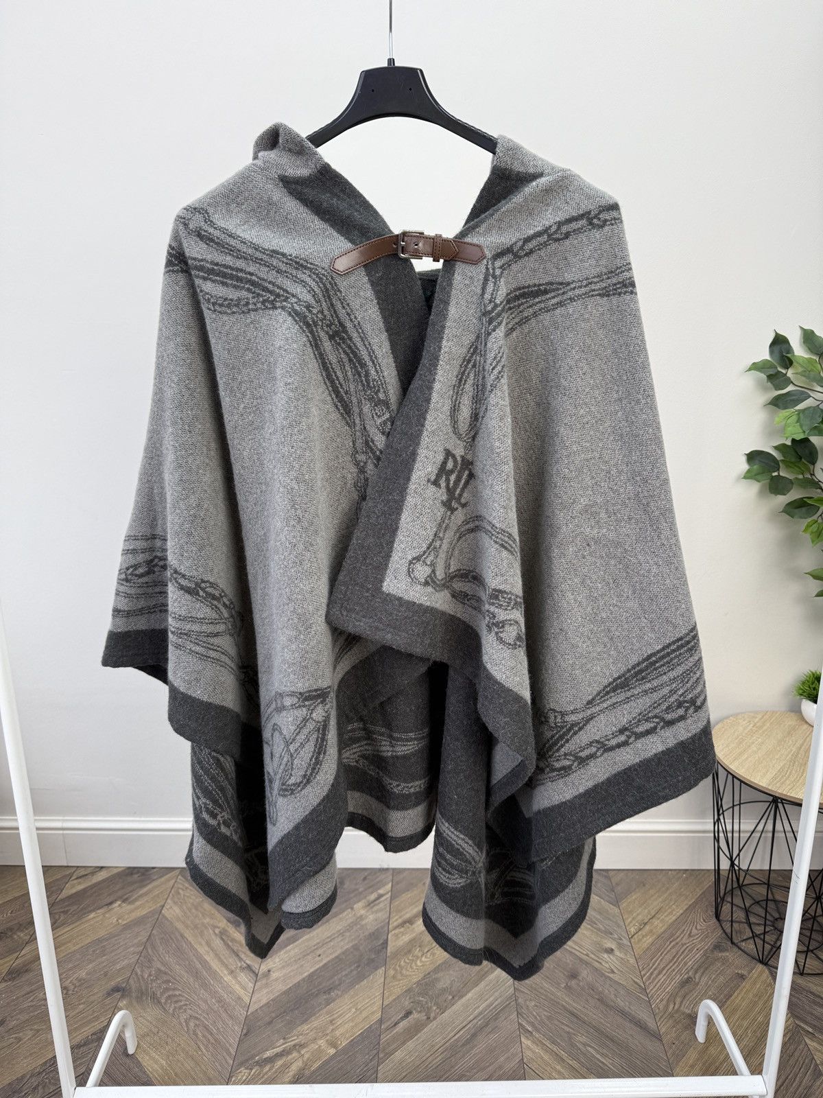 Polo Ralph Lauren Vintage Polo Ralph Lauren women’s wool wrap poncho Size M / US 6-8 / IT 42-44 - 3 Thumbnail