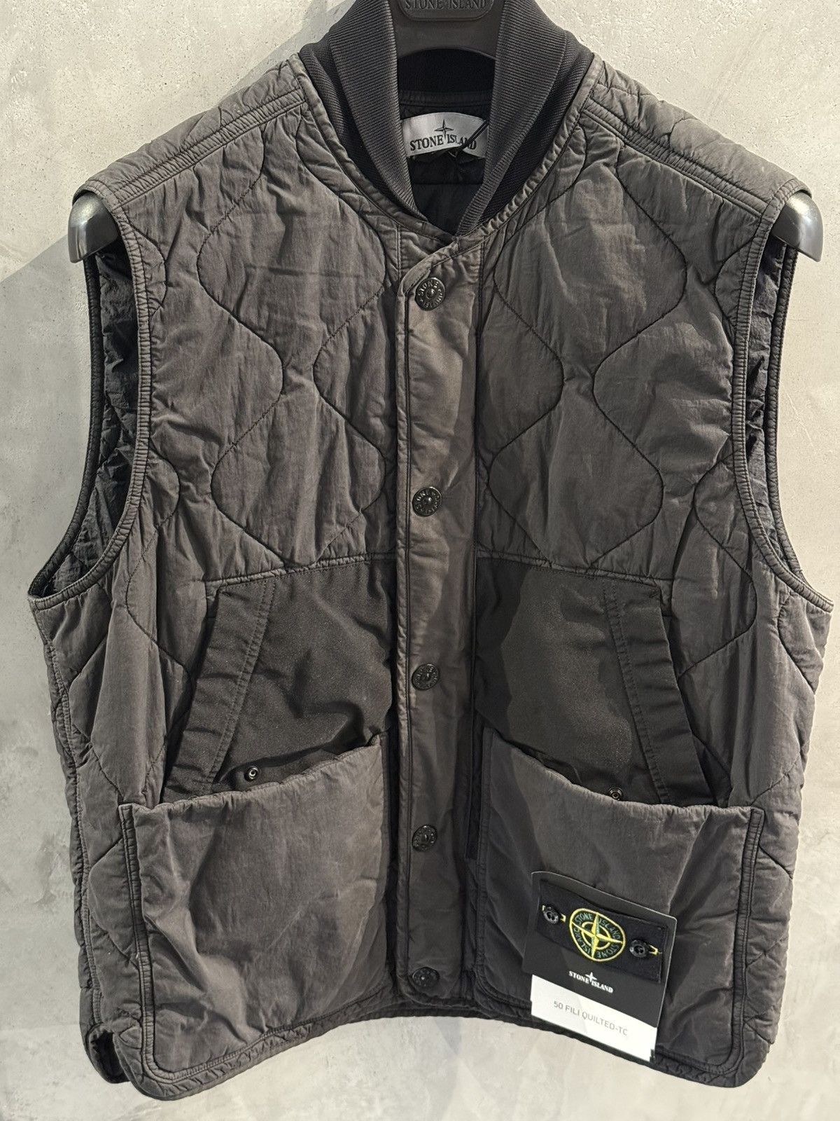 Stone Island 🔥 Stone Island 50 Fili Quilted-TC Vest Black 🔥 Size US XL / EU 56 / 4 - 1 Thumbnail