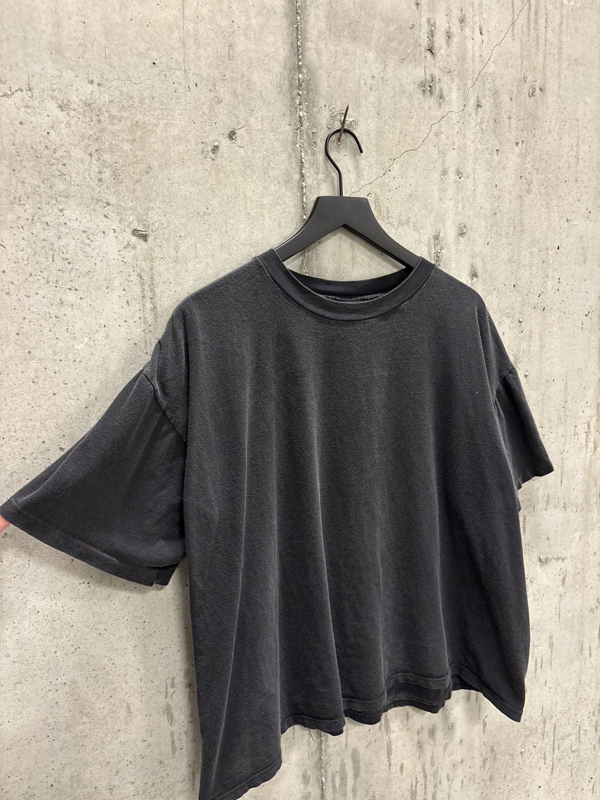 Vintage Vintage Blank Shirt Faded Tee Boxy Distressed Grunge Band Size US XL / EU 56 / 4 - 4 Thumbnail