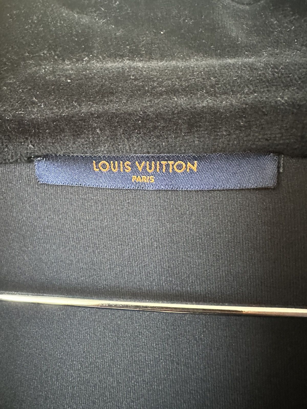 Louis Vuitton Louis Vuitton x Virgil Abloh velour cargo Quarter Zip Size US M / EU 48-50 / 2 - 7 Thumbnail