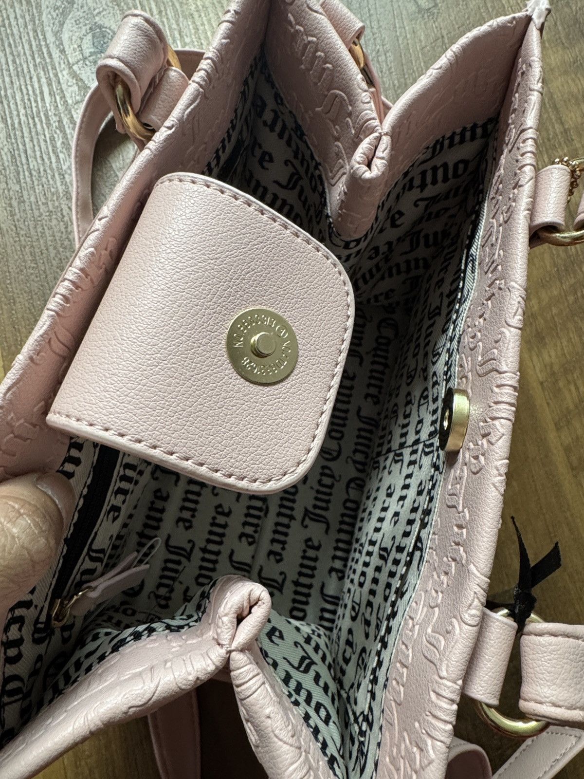 Juicy Couture Juicy Couture Pink Dimond Handbag Size ONE SIZE - 13 Thumbnail