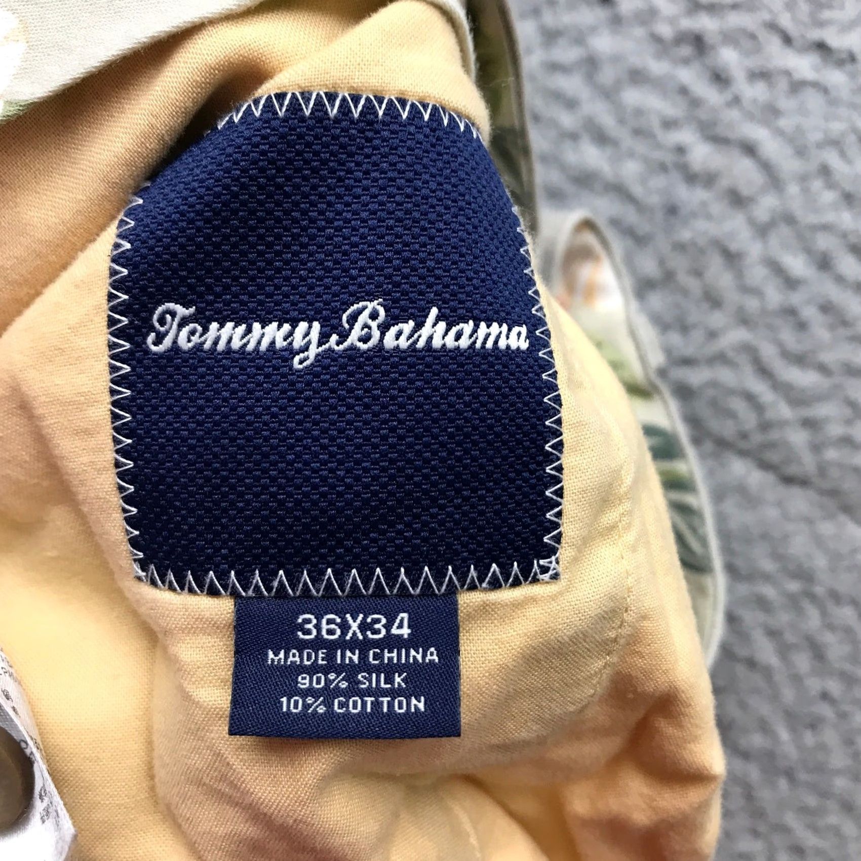 Tommy Bahama Tommy Bahama Silk Cotton Tapered Twill Pants Mens 36x34 Pockets Pleated Tan Pants Mens Regular Tan 36 Inseam 27 Pockets Logo Casual Size US 36 / EU 52 - 3 Thumbnail