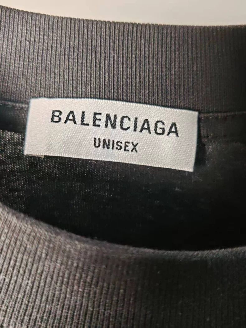 Balenciaga Balenciaga Aged Short Sleeve Size US S / EU 44-46 / 1 - 3 Thumbnail