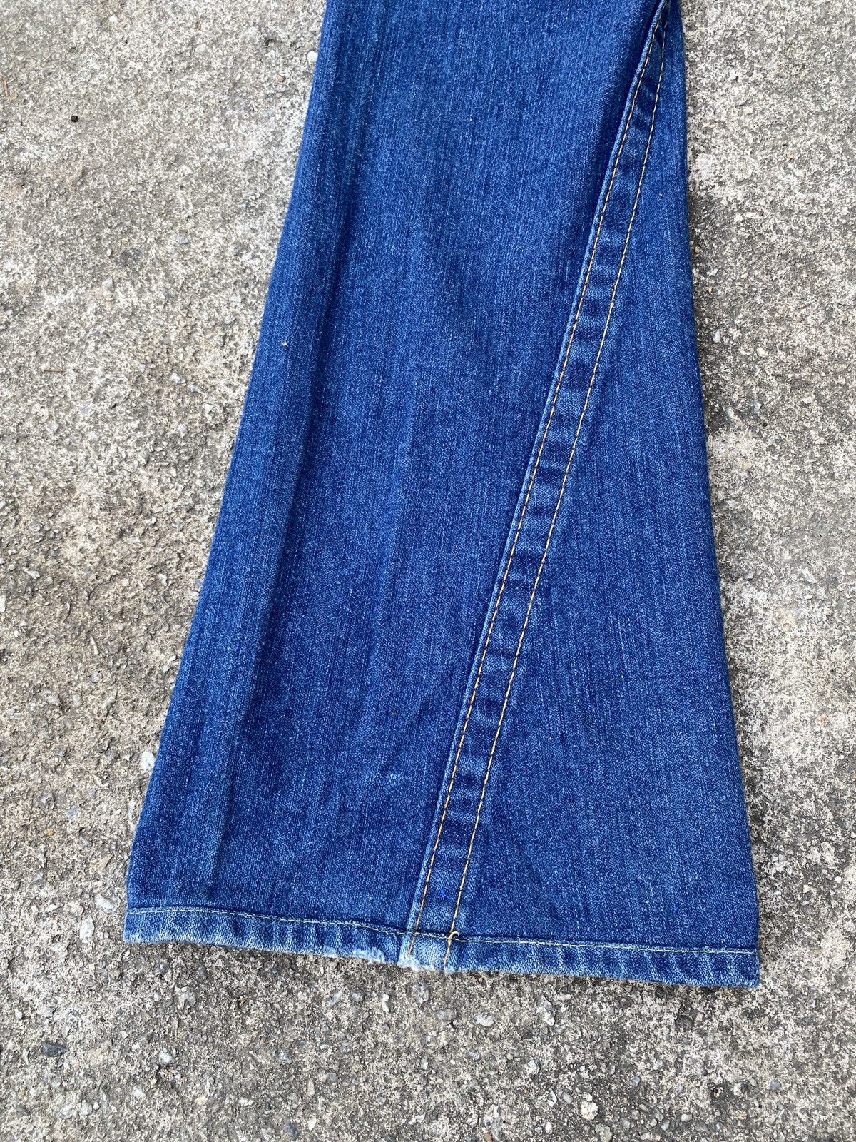Japanese Brand × Le Grande Bleu (L.G.B.) × True Religion True Religion Flare Distressed Denim Size 26" / US 2 / IT 38 - 11 Thumbnail