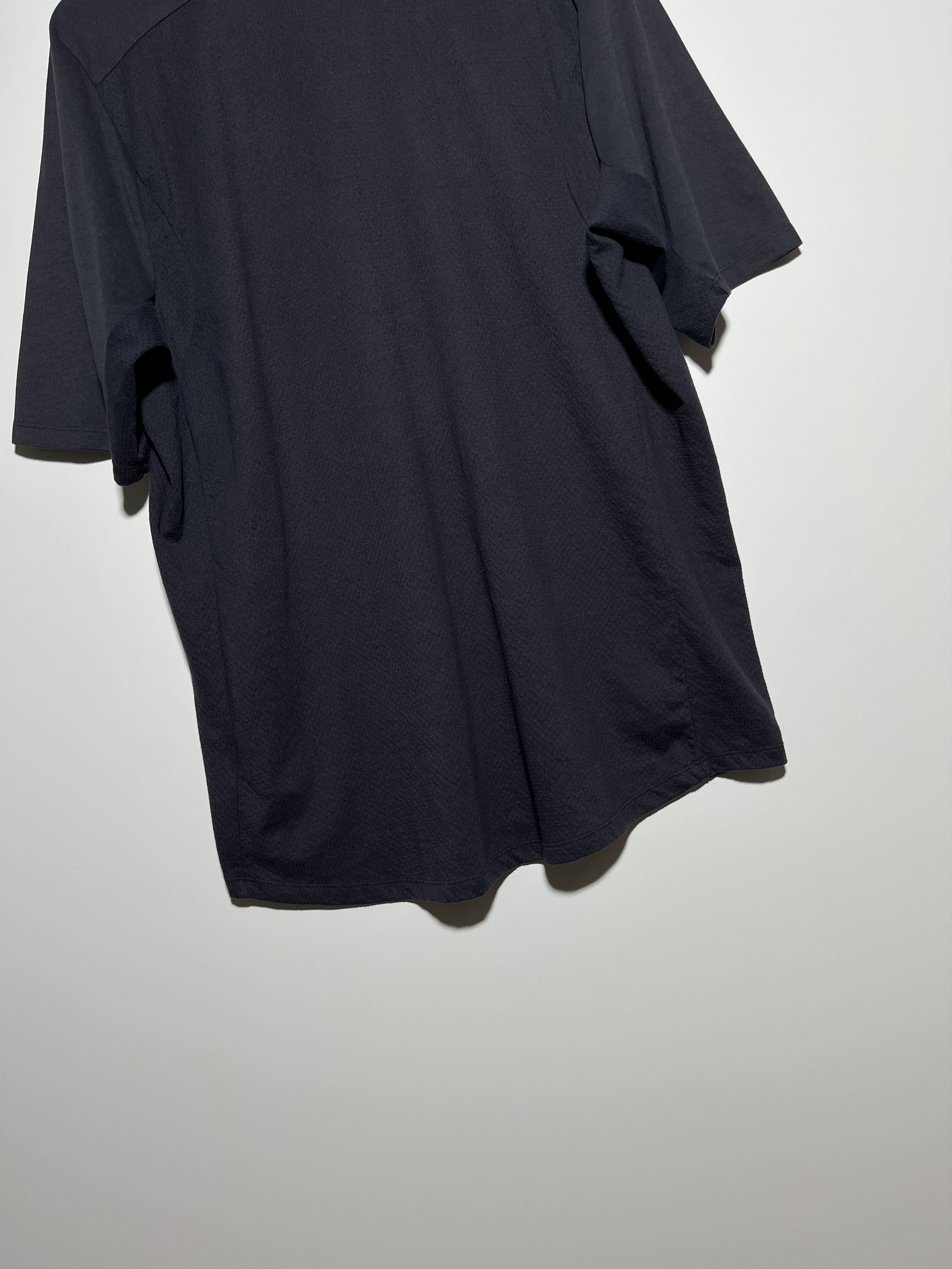 Umbro Umbro England National Team 2011-2013 Away Football Jersey Size US XL / EU 56 / 4 - 6 Thumbnail