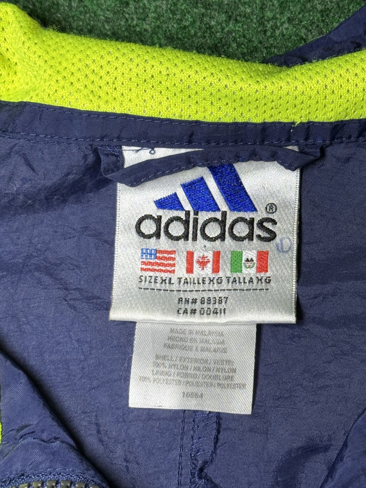 Adidas Vintage Adidas Windbreaker XL Boxy 25x27 Full Zip Jacket Size US XL / EU 56 / 4 - 3 Thumbnail