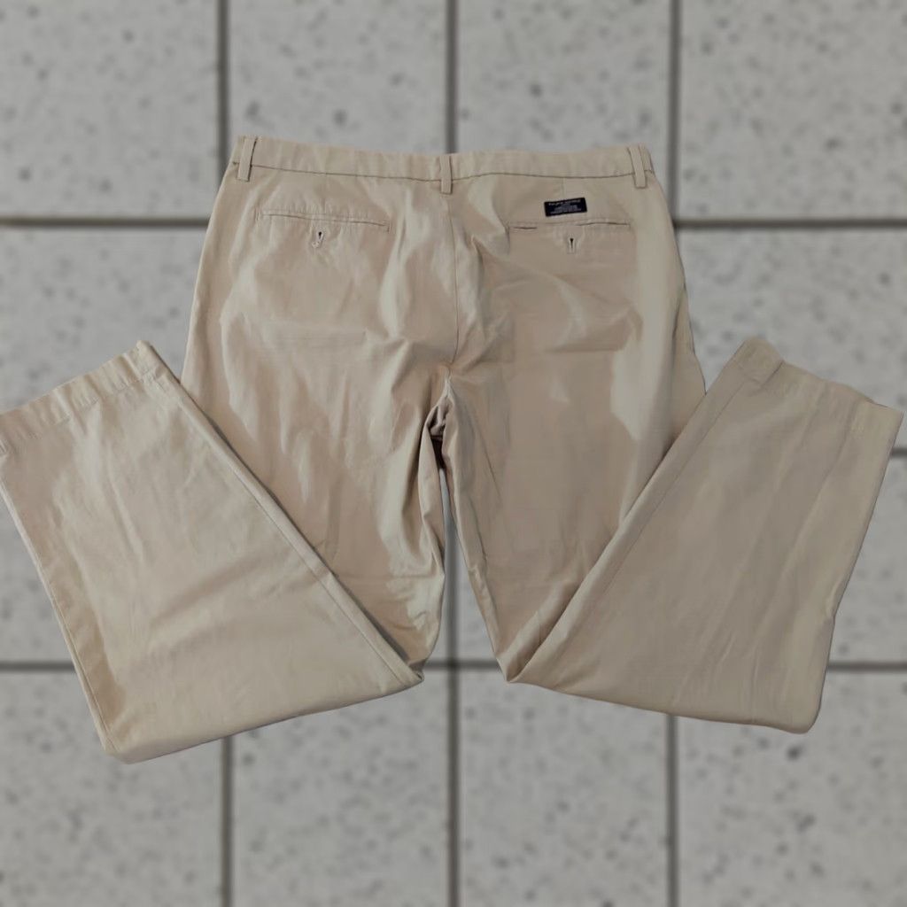 Banana Republic Banana Republic Mens Khakis Pants 36x30 Beige Chino Dress Regular 36 Inseam 30 Slack Trouser Khaki Style Mens Size US 36 / EU 52 - 1 Thumbnail