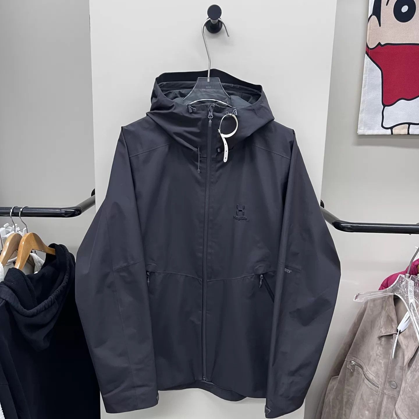 Haglofs haglofs GORE-TEX Windproof Waterproof Shell Jacket L 99New Size US L / EU 52-54 / 3 - 2 Thumbnail